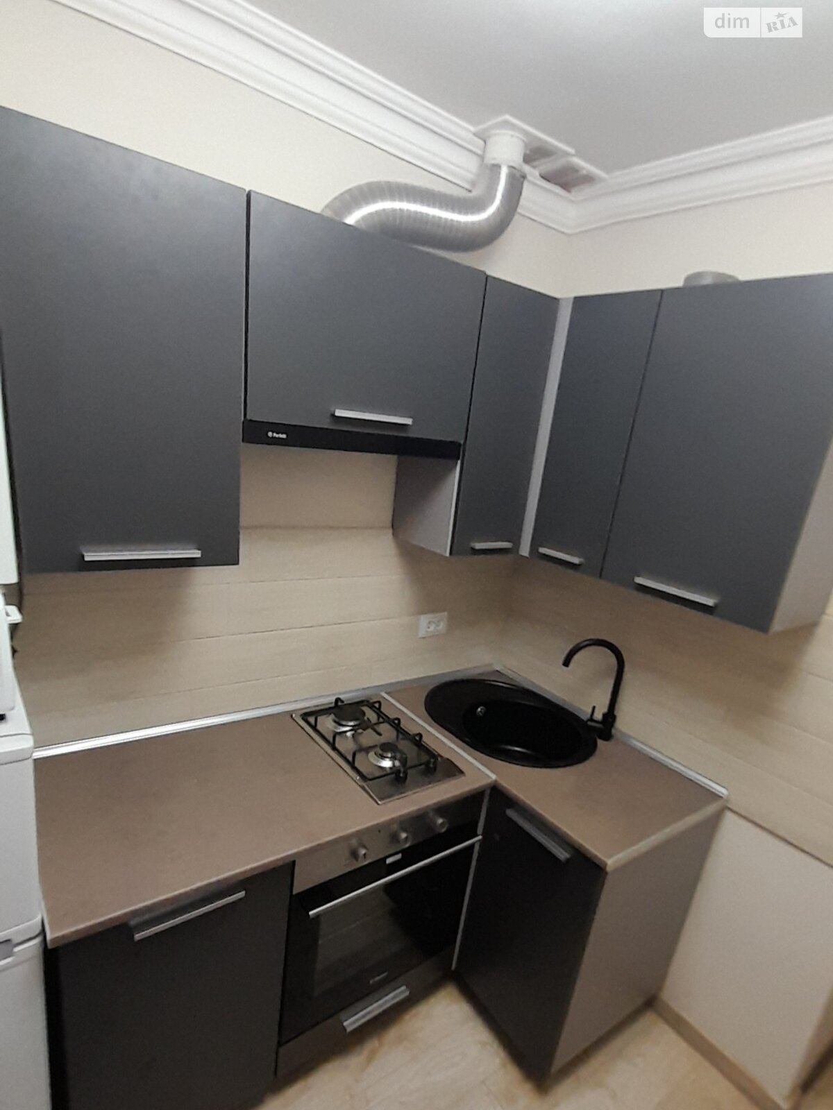 однокомнатная квартира в Мукачеве, район Пентагон, на ул. Илоны Зрини в аренду на долгий срок помесячно фото 1