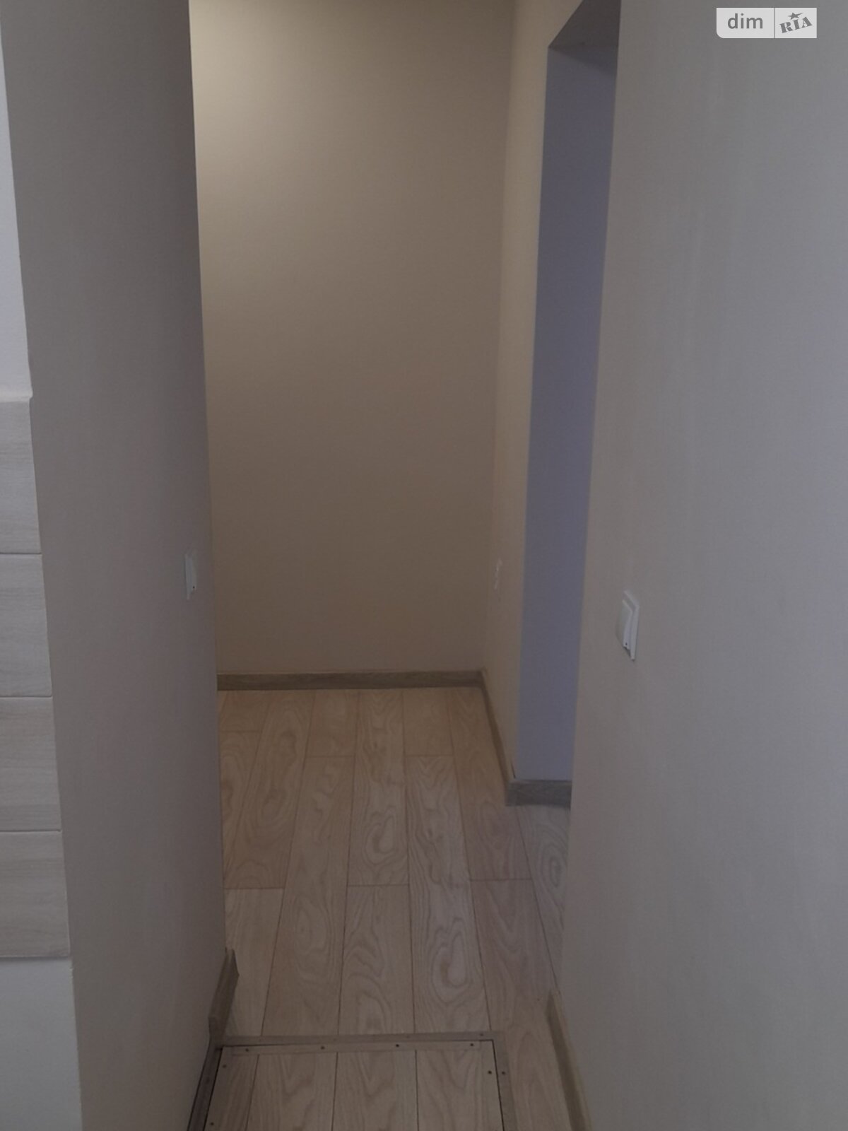 однокомнатная квартира в Мукачеве, район Пентагон, на ул. Илоны Зрини в аренду на долгий срок помесячно фото 1