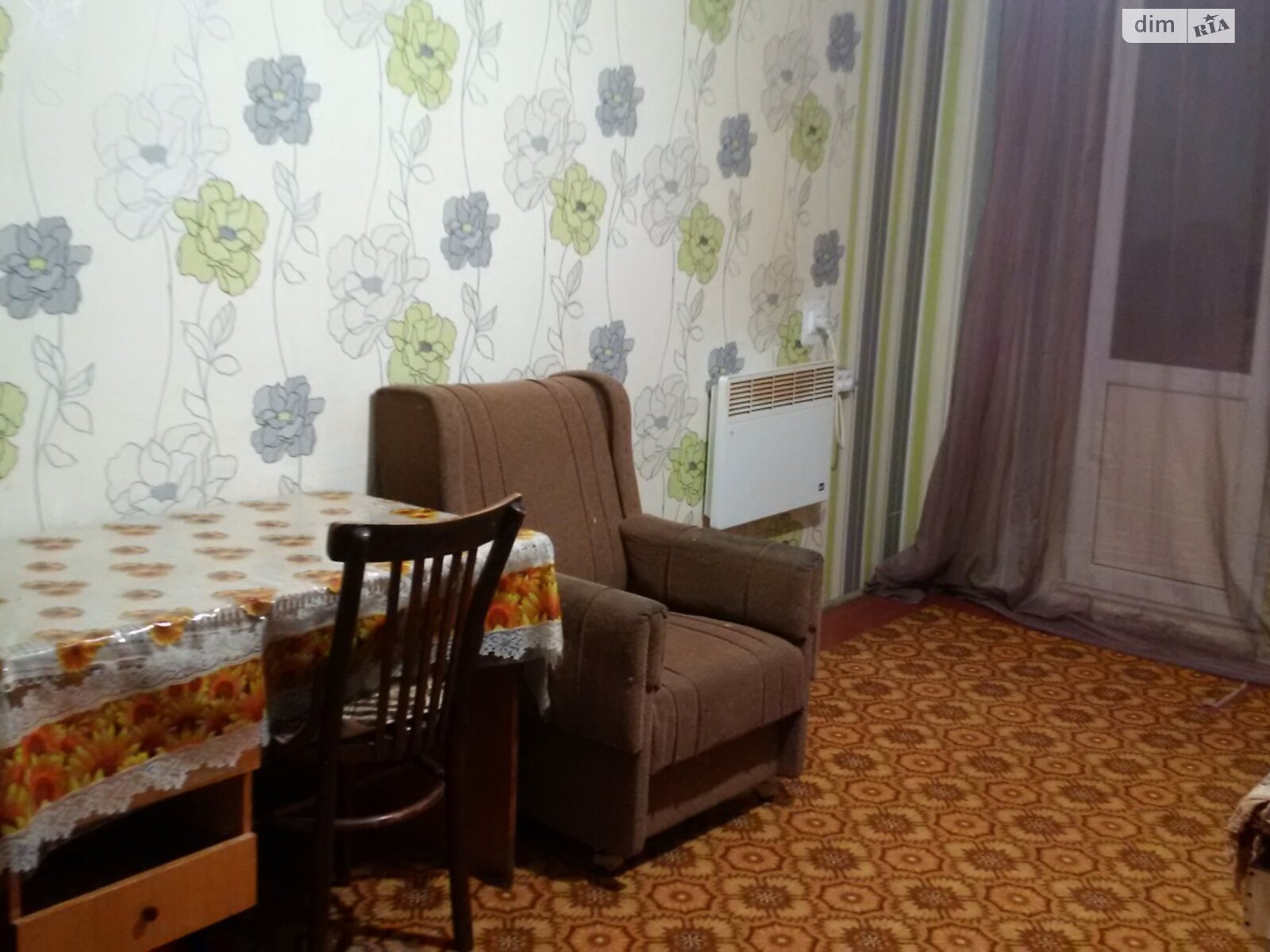трикімнатна квартира з меблями в Мукачеві, район Пентагон, на вул. Андрія Літуна 22Б в довготривалу оренду помісячно фото 1 трикімнатна квартира з меблями в Мукачеві, район Пентагон, на вул. Андрія Літуна 22Б в довготривалу оренду помісячно фото 1