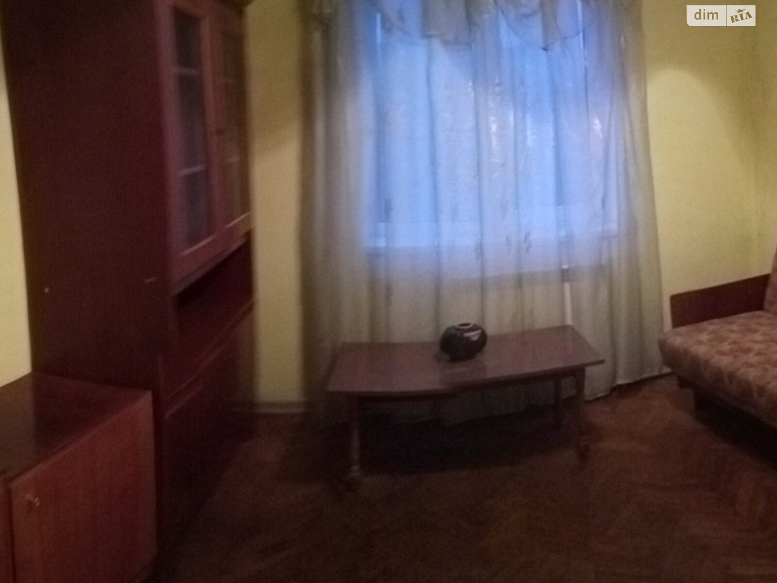 трехкомнатная квартира в Мукачеве, район Подгорцы, на ул. Свято-Михайловская 51, кв. 44 в аренду на долгий срок помесячно фото 1