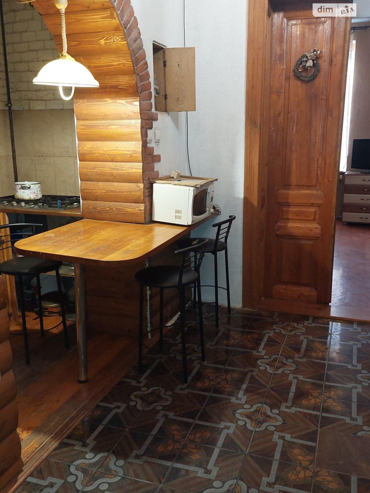 двухкомнатная квартира в Мукачеве, район Центр, на ул. Ивана Сильвая 41, кв. 2 в аренду на долгий срок помесячно фото 1 двухкомнатная квартира в Мукачеве, район Центр, на ул. Ивана Сильвая 41, кв. 2 в аренду на долгий срок помесячно фото 1