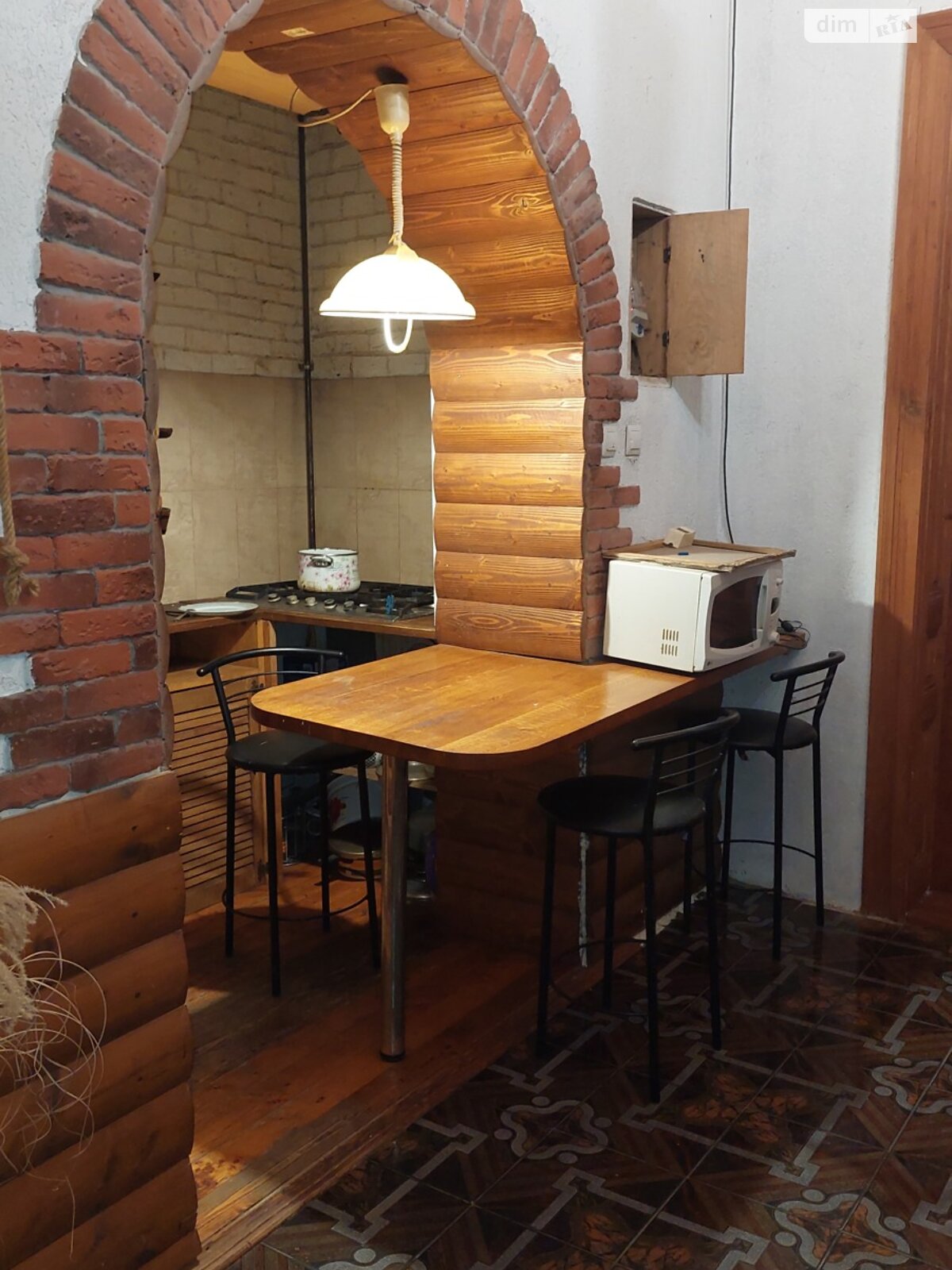 двухкомнатная квартира в Мукачеве, район Центр, на ул. Ивана Сильвая 41, кв. 2 в аренду на долгий срок помесячно фото 1 двухкомнатная квартира в Мукачеве, район Центр, на ул. Ивана Сильвая 41, кв. 2 в аренду на долгий срок помесячно фото 1