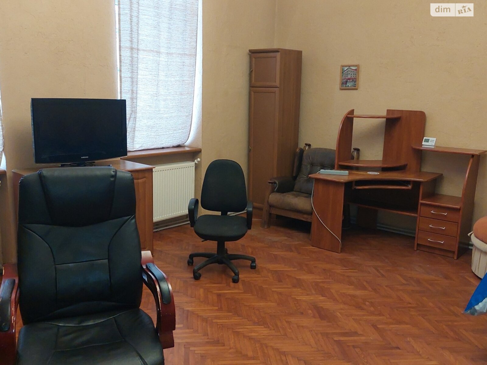 двухкомнатная квартира в Мукачеве, район Центр, на ул. Ивана Сильвая 41, кв. 2 в аренду на долгий срок помесячно фото 1 двухкомнатная квартира в Мукачеве, район Центр, на ул. Ивана Сильвая 41, кв. 2 в аренду на долгий срок помесячно фото 1