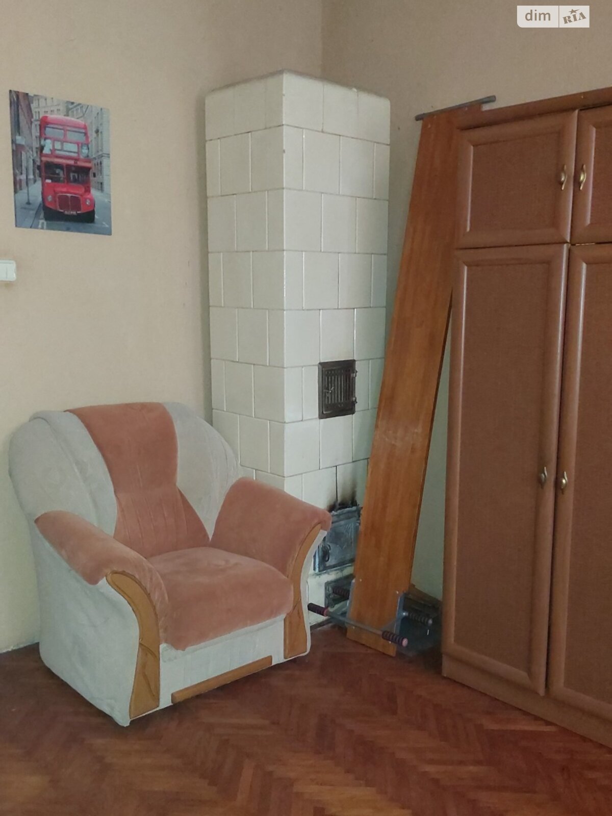 двухкомнатная квартира в Мукачеве, район Центр, на ул. Ивана Сильвая 41, кв. 2 в аренду на долгий срок помесячно фото 1 двухкомнатная квартира в Мукачеве, район Центр, на ул. Ивана Сильвая 41, кв. 2 в аренду на долгий срок помесячно фото 1