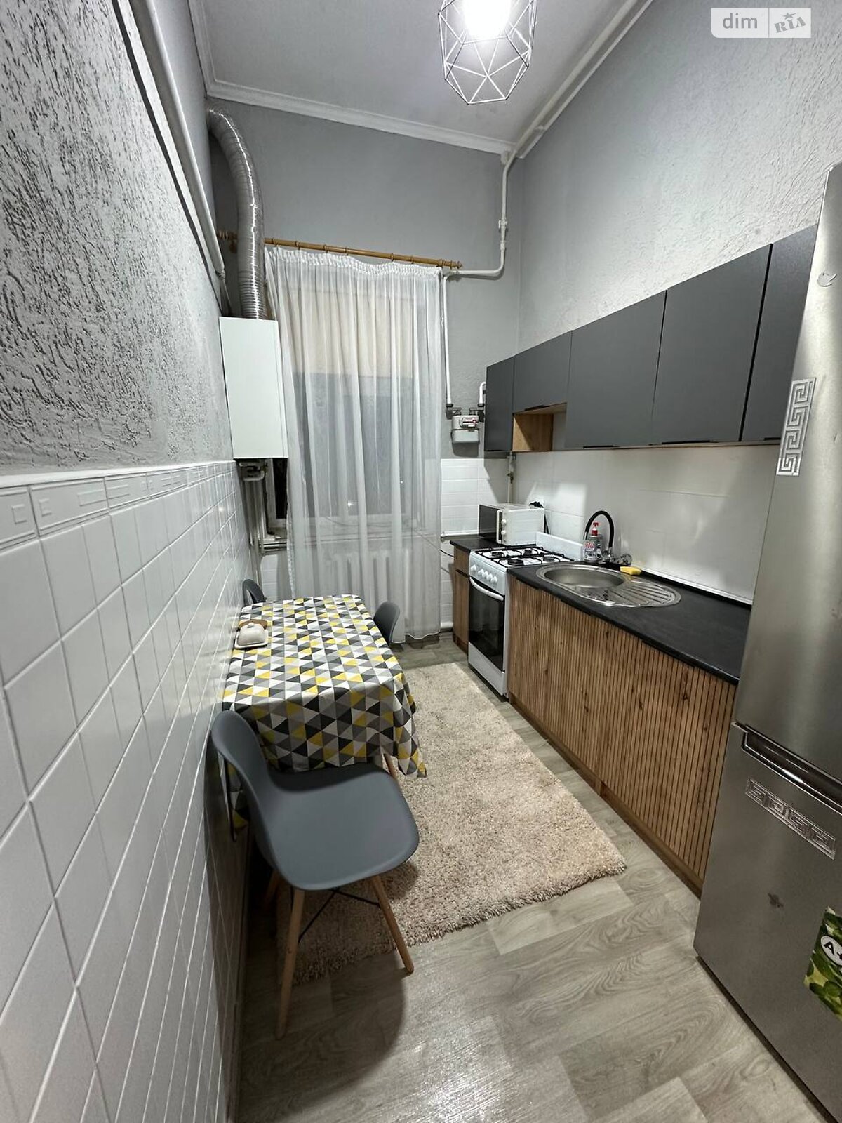однокомнатная квартира в Мукачеве, район Центр, на ул. Ярослава Мудрого 4, кв. 3 в аренду на долгий срок помесячно фото 1