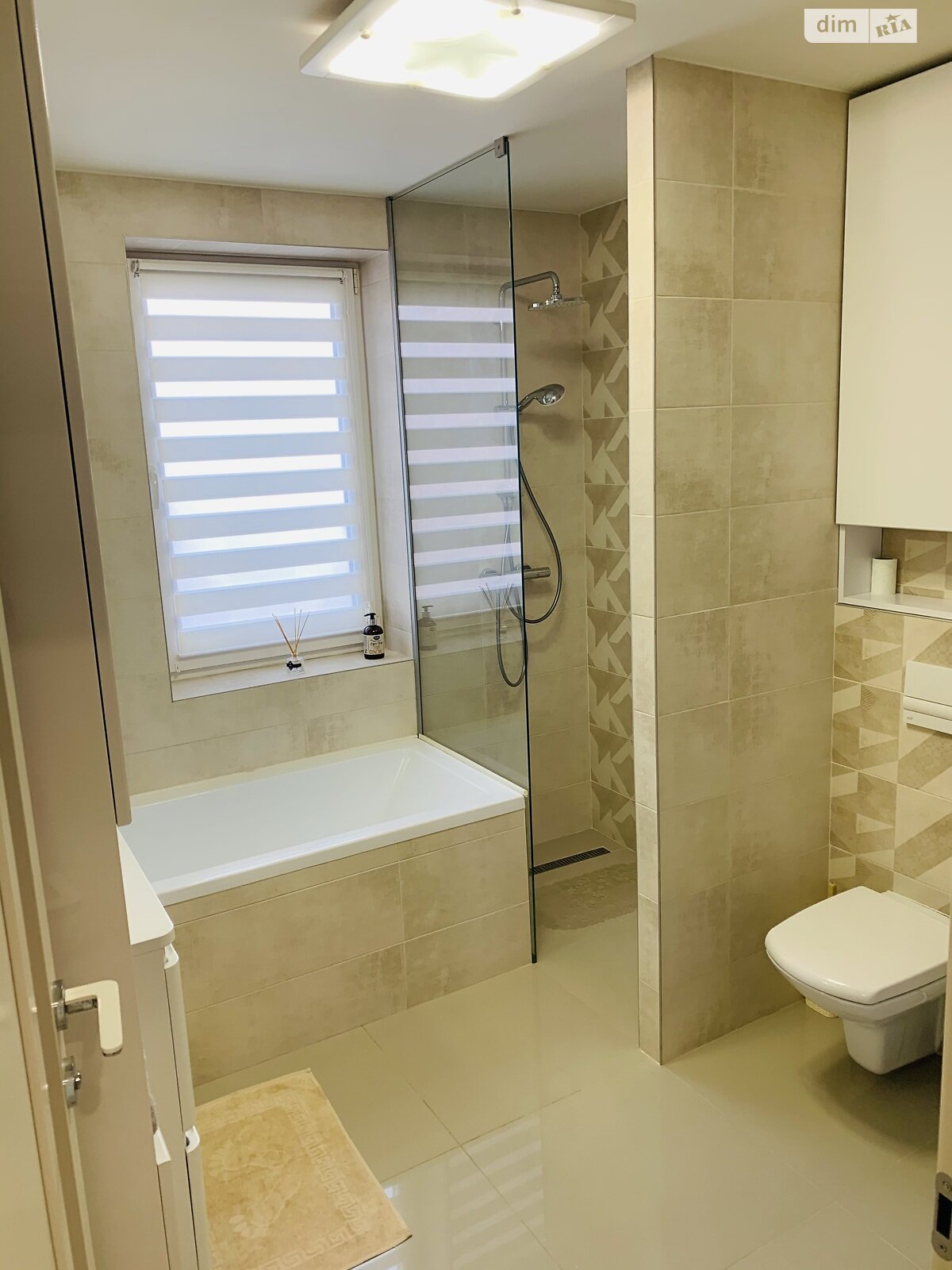 двокімнатна квартира в Мукачеві, на вул. Юрія Герца 2А в довготривалу оренду помісячно фото 1