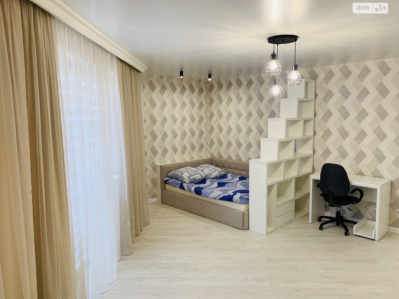 двокімнатна квартира в Мукачеві, на вул. Юрія Герца 2А в довготривалу оренду помісячно фото 1