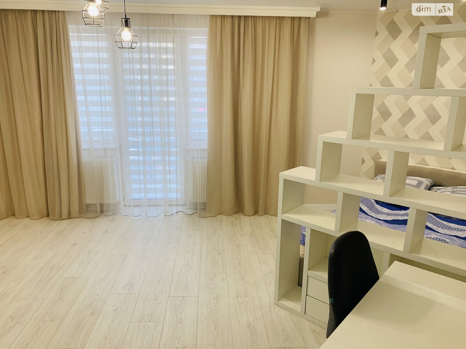 двокімнатна квартира в Мукачеві, на вул. Юрія Герца 2А в довготривалу оренду помісячно фото 1