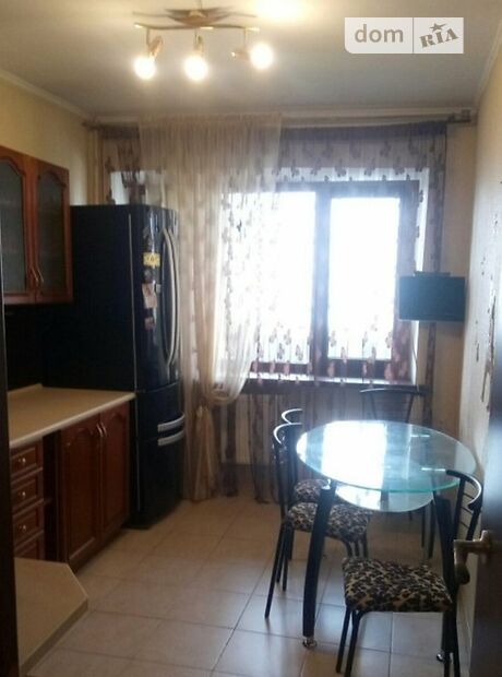двокімнатна квартира з меблями в Миколаєві, район Центральний, на вул. Галини Петрової 2 в довготривалу оренду помісячно фото 1 двокімнатна квартира з меблями в Миколаєві, район Центральний, на вул. Галини Петрової 2 в довготривалу оренду помісячно фото 1