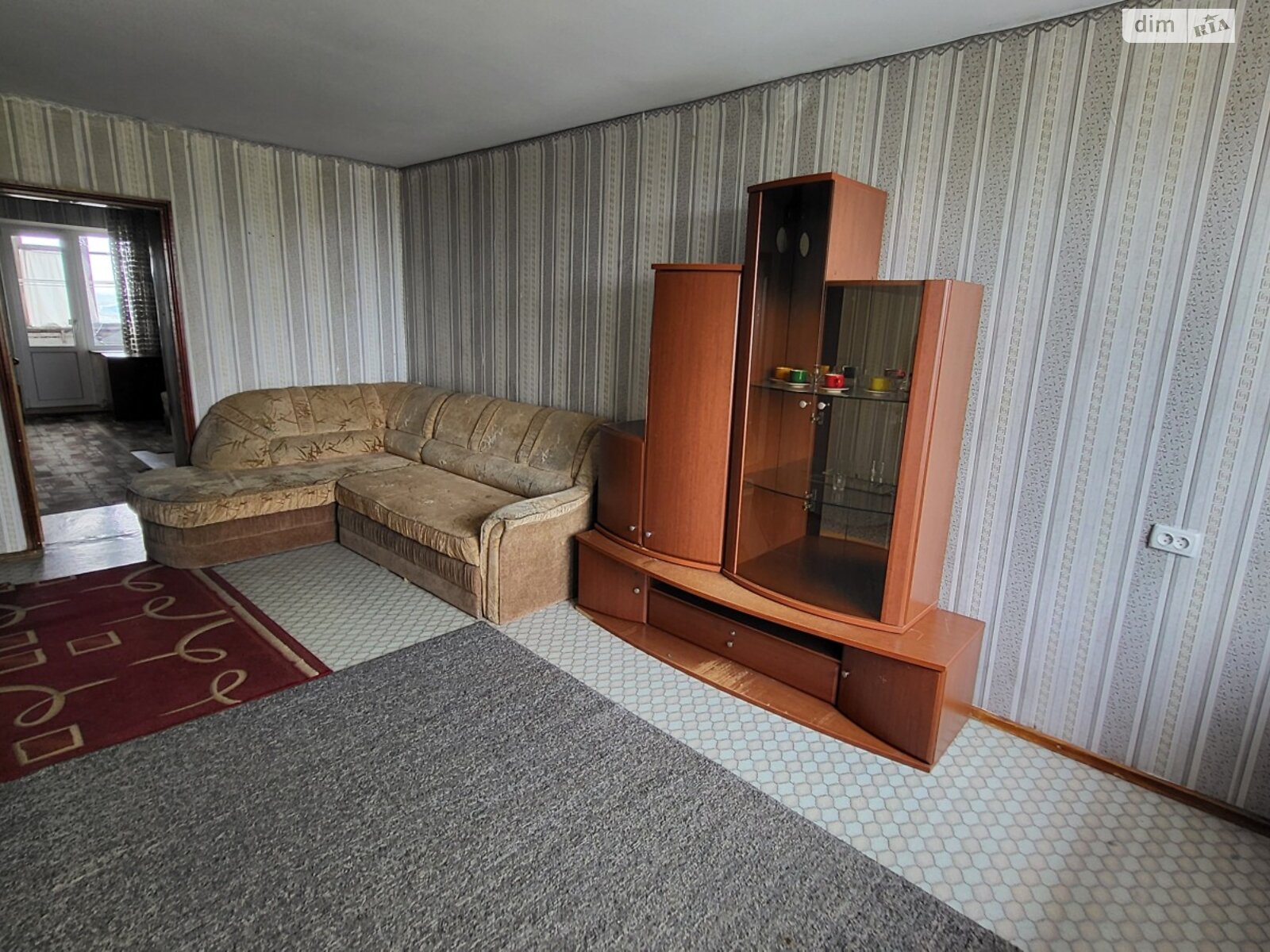 трехкомнатная квартира с мебелью в Николаеве, район Ингульский, на ул. Космонавтов 132 в аренду на долгий срок помесячно фото 1