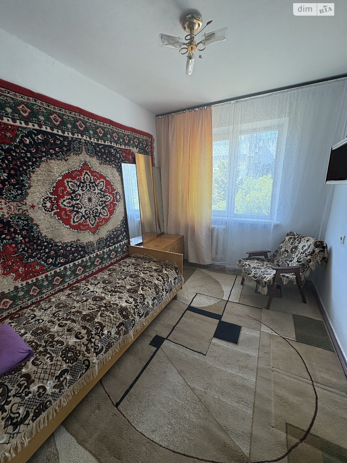 трикімнатна квартира з меблями в Миколаєві, район Інгульський, на вул. Космонавтів в довготривалу оренду помісячно фото 1