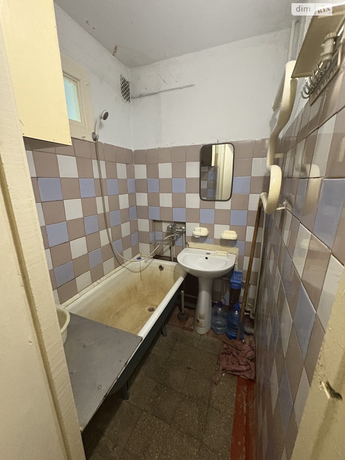 трикімнатна квартира з меблями в Миколаєві, район Інгульський, на вул. Космонавтів в довготривалу оренду помісячно фото 1