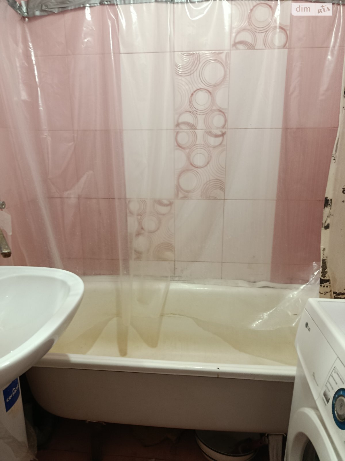 трехкомнатная квартира в Николаеве, район Ингульский, на ул. Винграновского в аренду на долгий срок помесячно фото 1 трехкомнатная квартира в Николаеве, район Ингульский, на ул. Винграновского в аренду на долгий срок помесячно фото 1