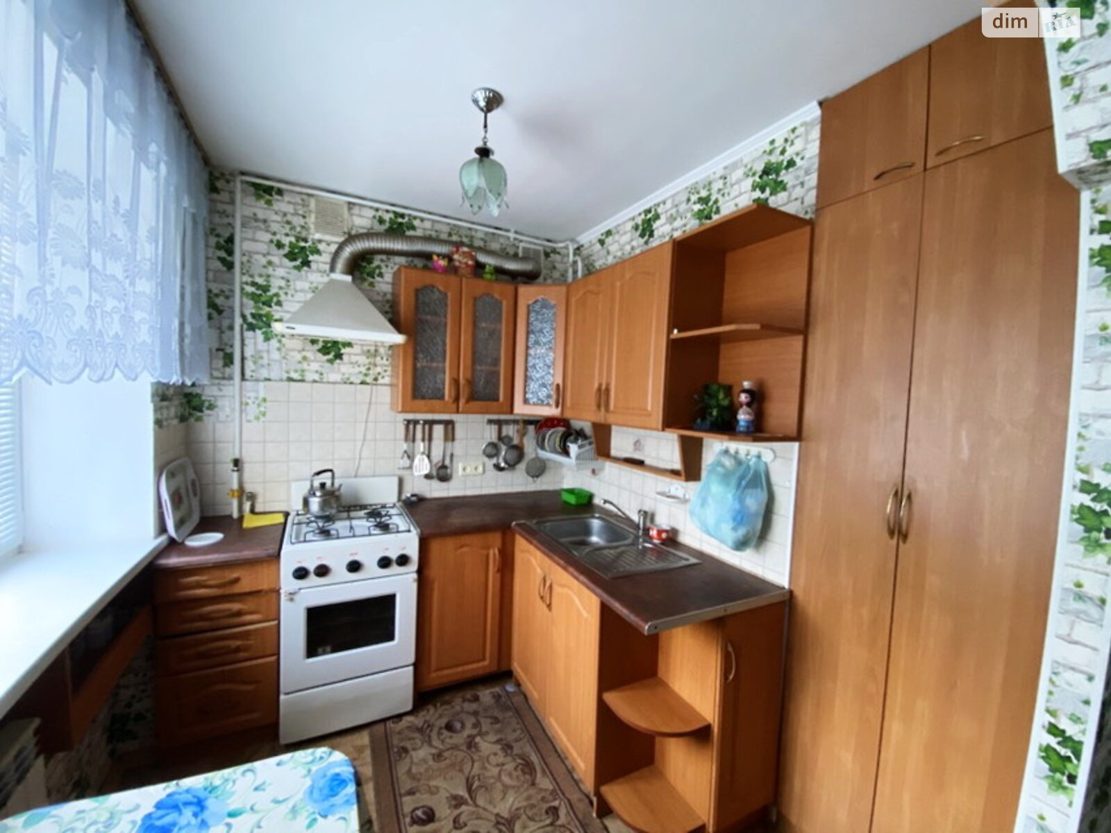 трехкомнатная квартира в Николаеве, район Корабельный, на просп. Богоявленский 295 в аренду на долгий срок помесячно фото 1 трехкомнатная квартира в Николаеве, район Корабельный, на просп. Богоявленский 295 в аренду на долгий срок помесячно фото 1