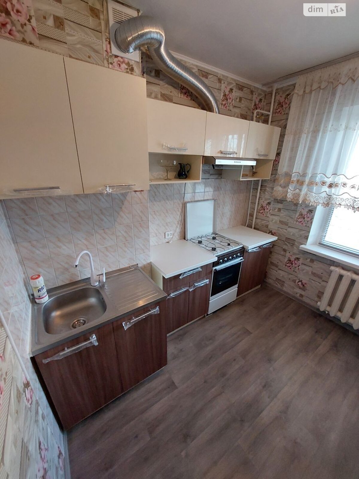 однокімнатна квартира в Миколаєві, район Намив, на вул. Лазурна в довготривалу оренду помісячно фото 1 однокімнатна квартира в Миколаєві, район Намив, на вул. Лазурна в довготривалу оренду помісячно фото 1