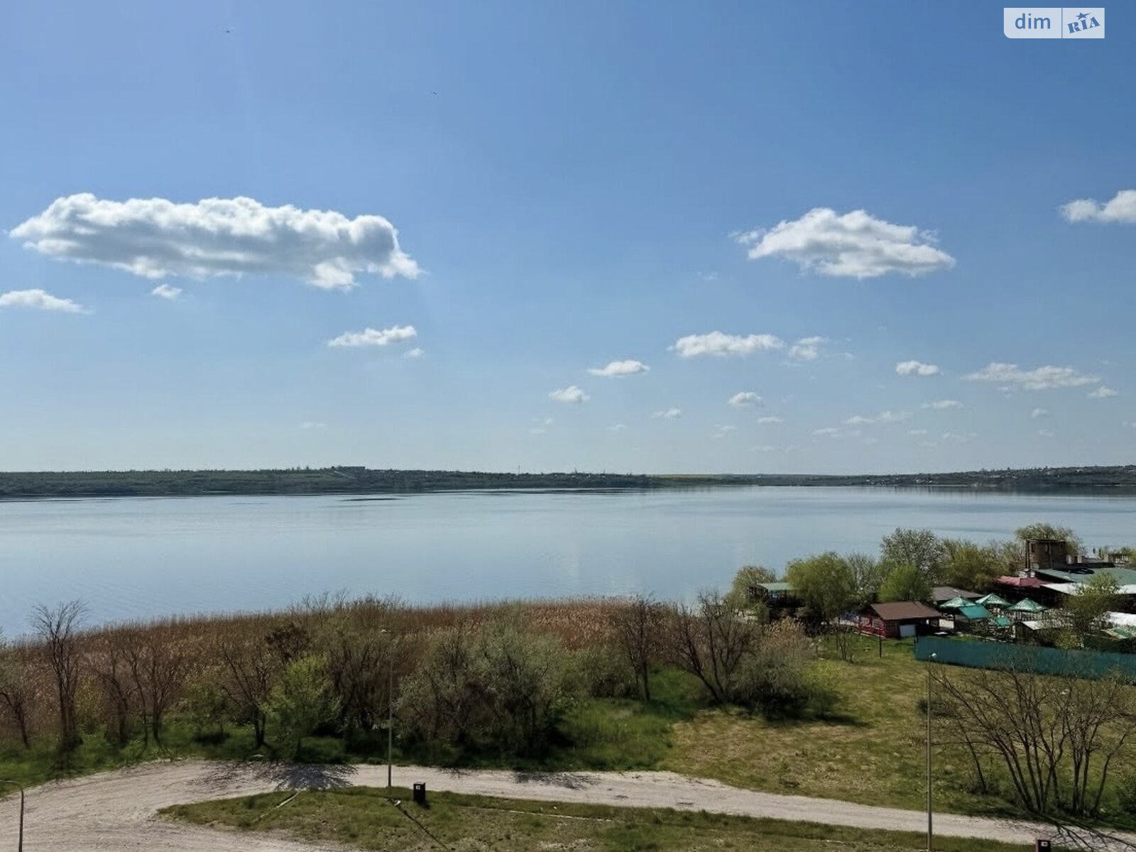 однокомнатная квартира в Николаеве, район Намыв, на ул. Лазурная 5/12 в аренду на долгий срок помесячно фото 1 однокомнатная квартира в Николаеве, район Намыв, на ул. Лазурная 5/12 в аренду на долгий срок помесячно фото 1