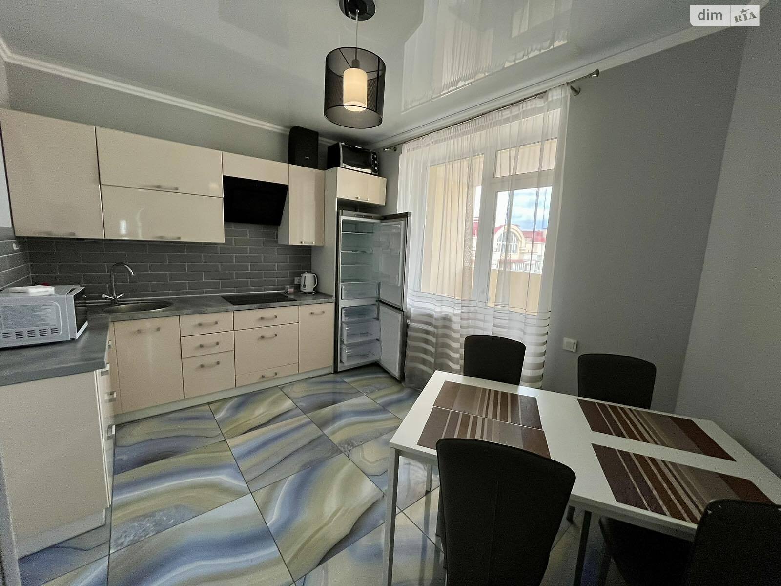 однокімнатна квартира в Миколаєві, район Намив, на вул. Лазурна в довготривалу оренду помісячно фото 1 однокімнатна квартира в Миколаєві, район Намив, на вул. Лазурна в довготривалу оренду помісячно фото 1