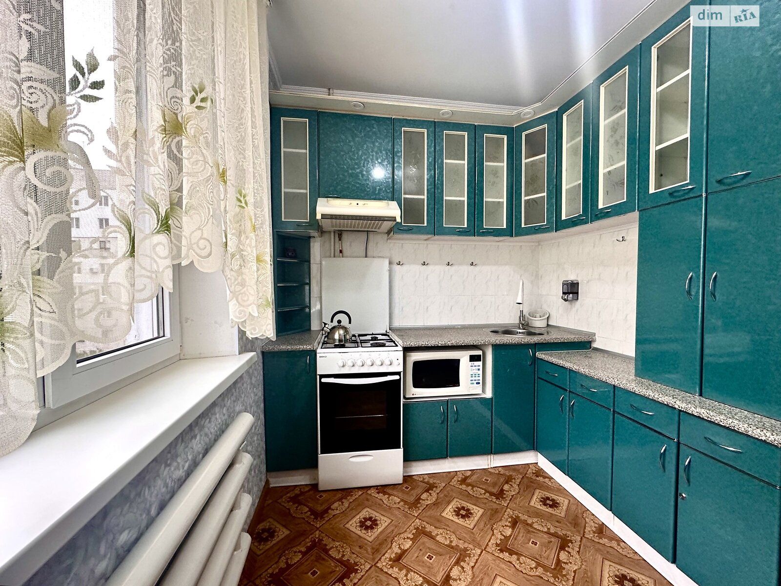 трикімнатна квартира в Миколаєві, район Північний, на вул. Архітектора Старова в довготривалу оренду помісячно фото 1