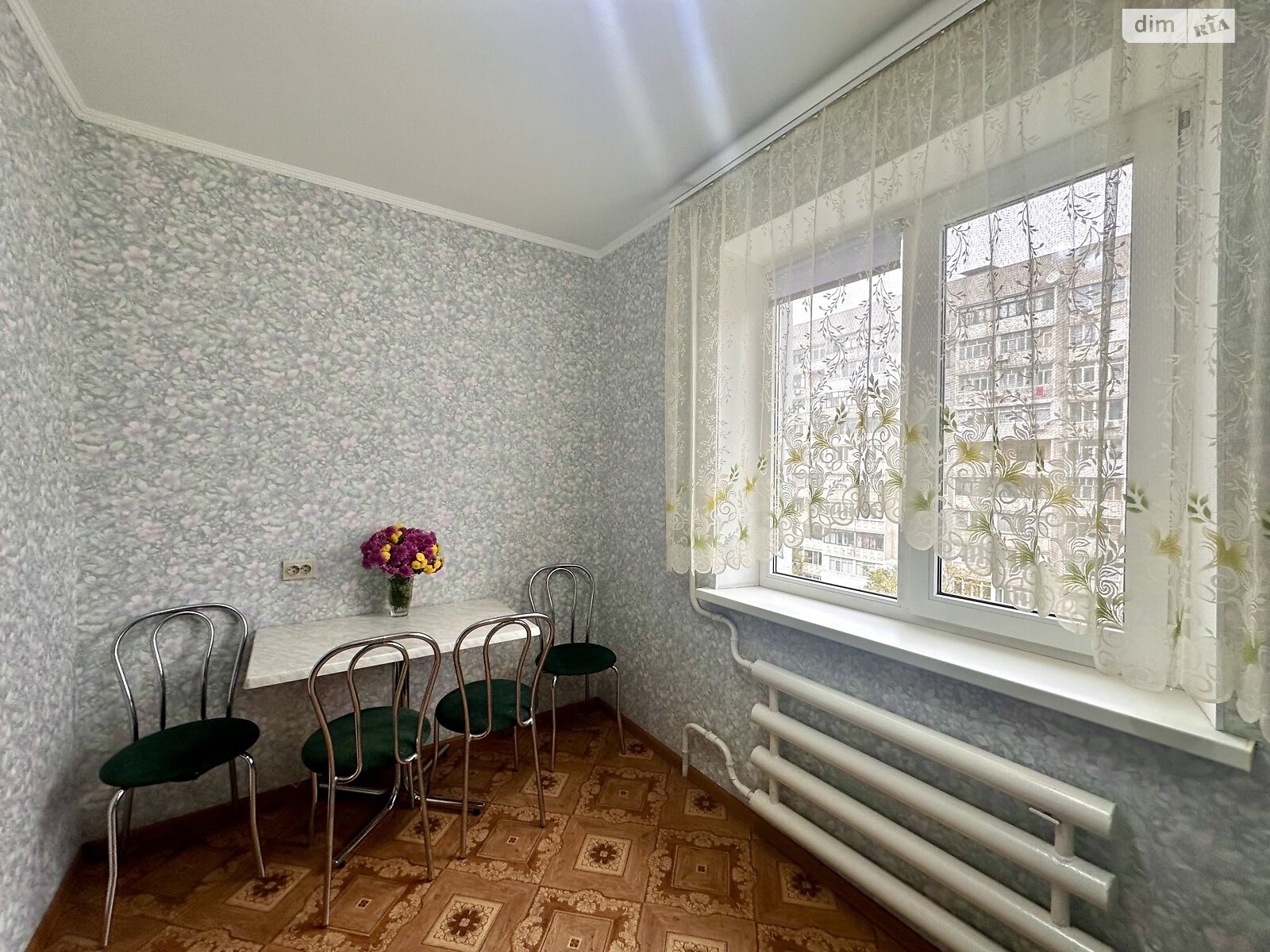 трикімнатна квартира в Миколаєві, район Північний, на вул. Архітектора Старова в довготривалу оренду помісячно фото 1