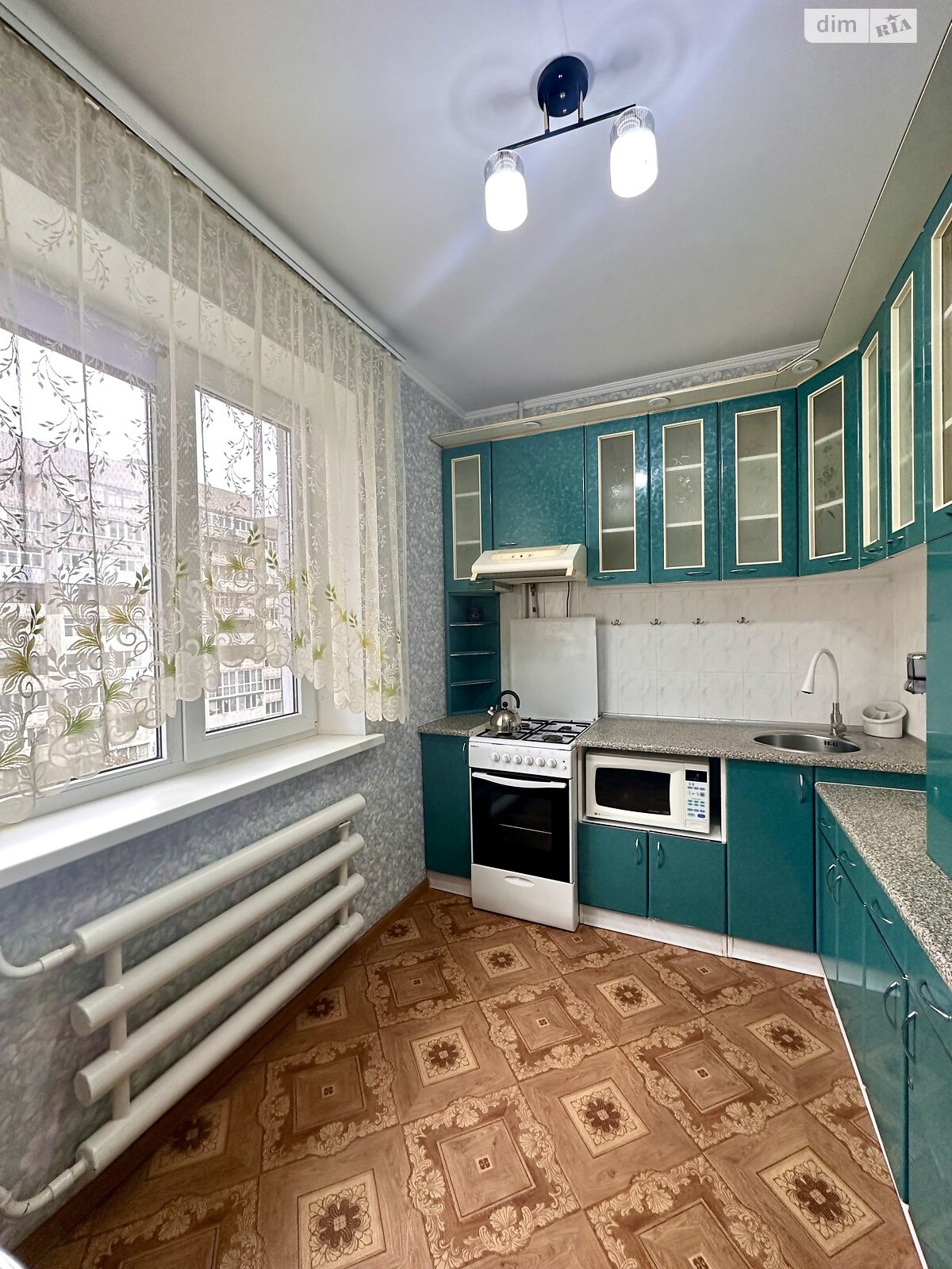 трикімнатна квартира в Миколаєві, район Північний, на вул. Архітектора Старова в довготривалу оренду помісячно фото 1