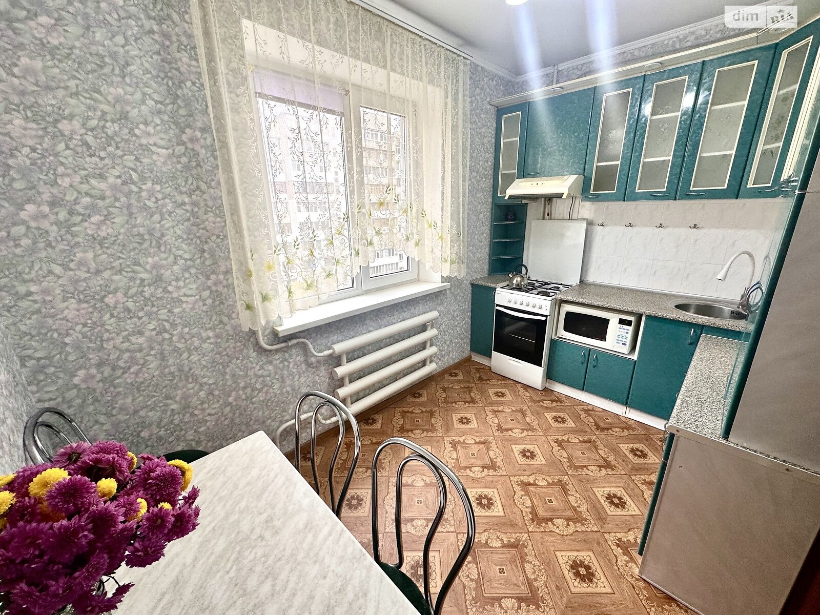 трикімнатна квартира в Миколаєві, район Північний, на вул. Архітектора Старова в довготривалу оренду помісячно фото 1