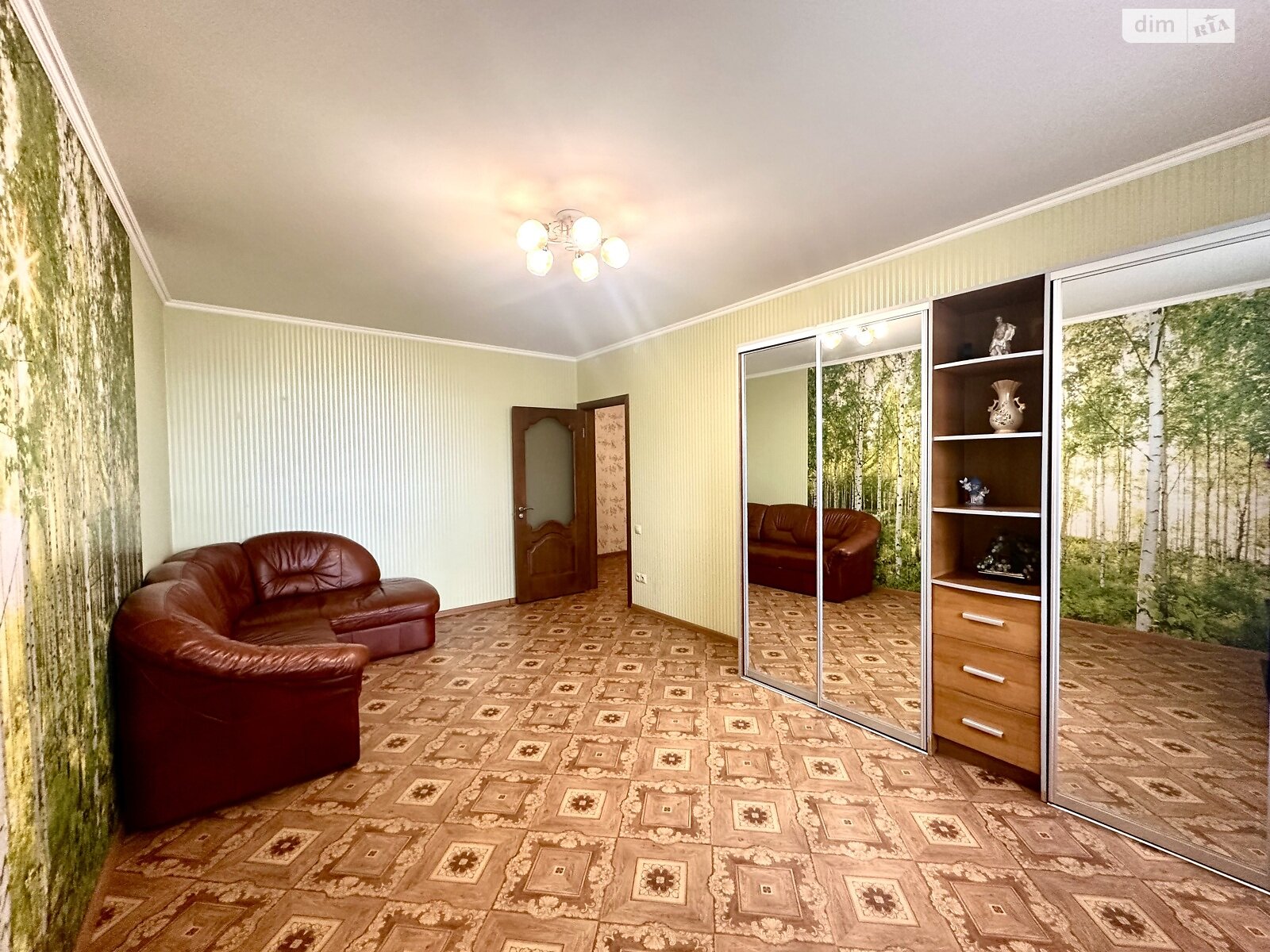 трикімнатна квартира в Миколаєві, район Північний, на вул. Архітектора Старова в довготривалу оренду помісячно фото 1