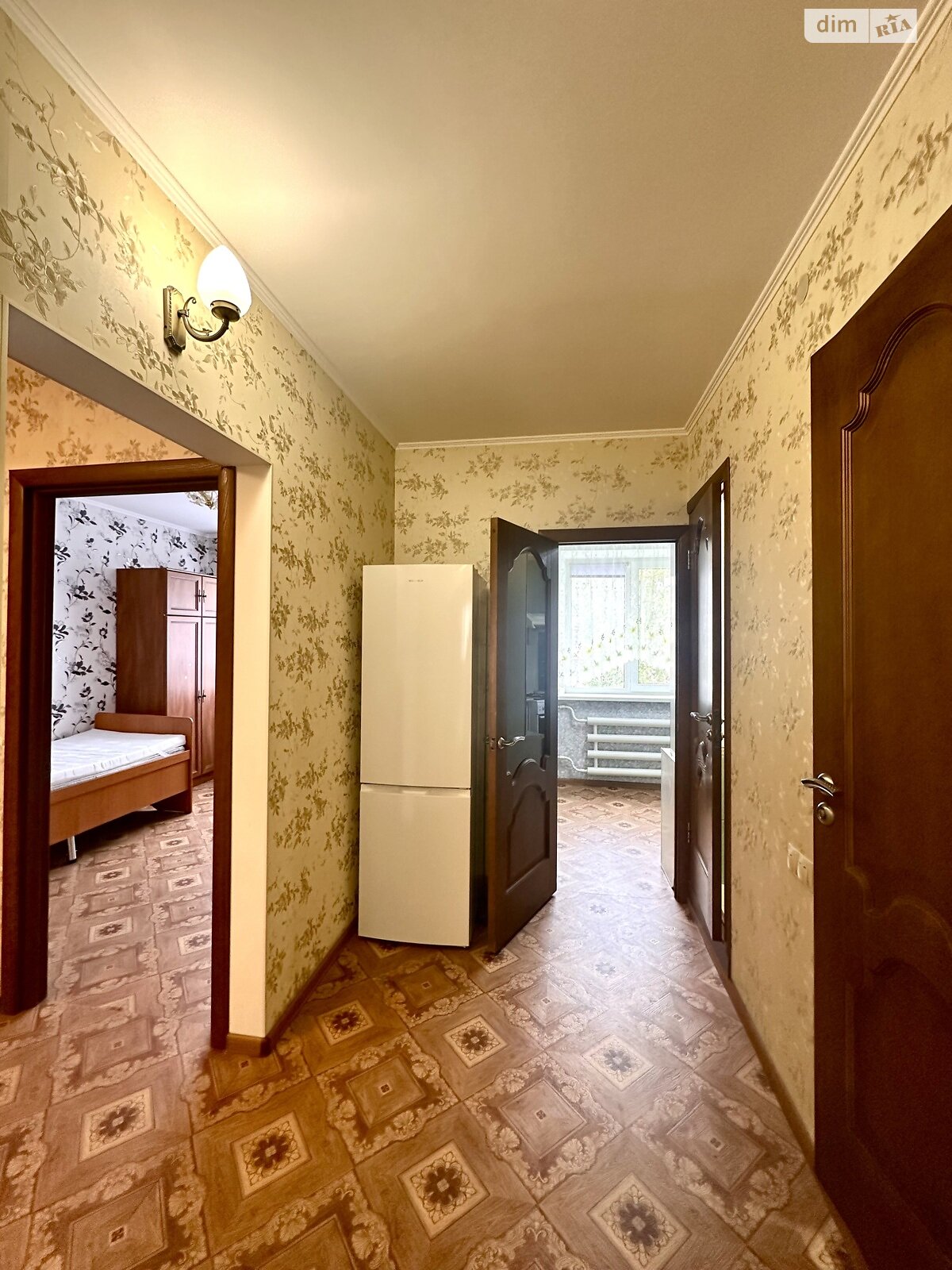 трикімнатна квартира в Миколаєві, район Північний, на вул. Архітектора Старова в довготривалу оренду помісячно фото 1