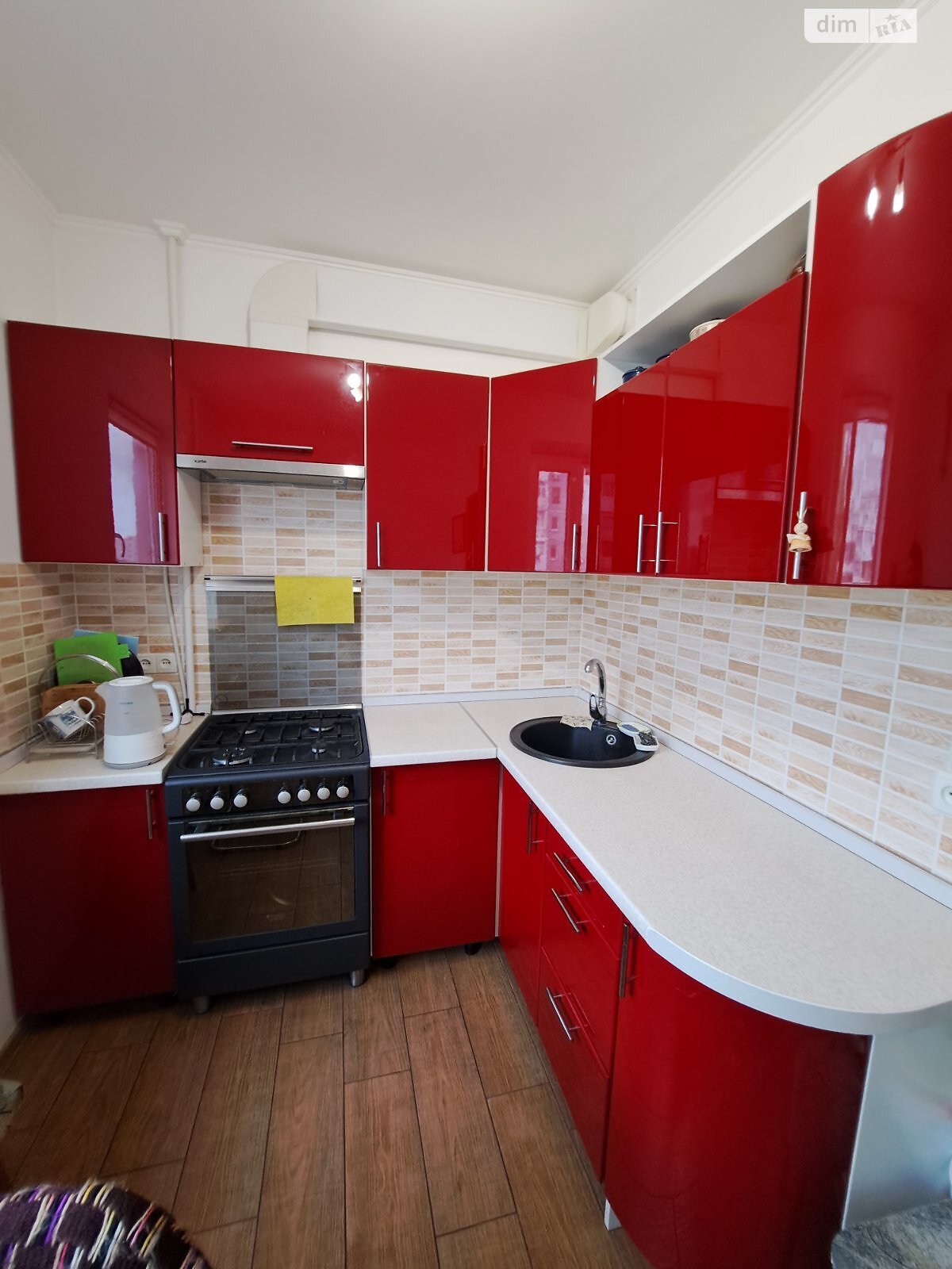 трикімнатна квартира в Миколаєві, район Північний, на вул. Архітектора Старова в довготривалу оренду помісячно фото 1