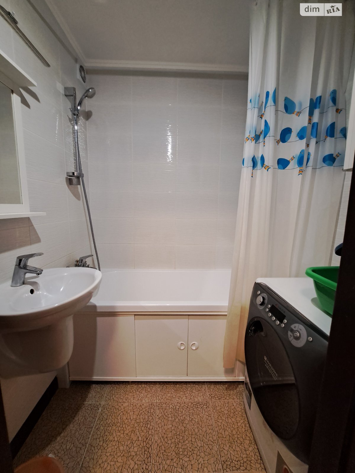 трикімнатна квартира в Миколаєві, район Північний, на вул. Архітектора Старова в довготривалу оренду помісячно фото 1