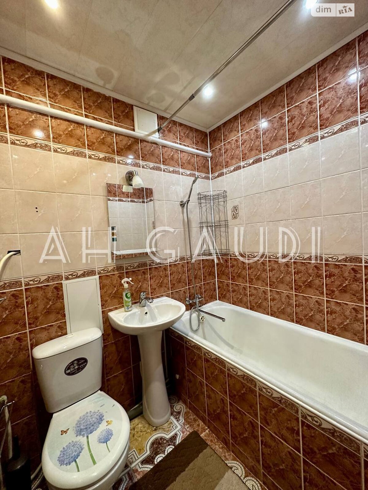 однокомнатная квартира в Николаеве, район Сухой фонтан, на ул. Шоссейная 2 в аренду на долгий срок помесячно фото 1