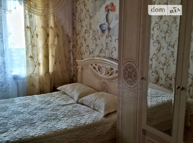трехкомнатная квартира с мебелью в Николаеве, район Центр, на пер. Чкалова в аренду на долгий срок помесячно фото 1 трехкомнатная квартира с мебелью в Николаеве, район Центр, на пер. Чкалова в аренду на долгий срок помесячно фото 1
