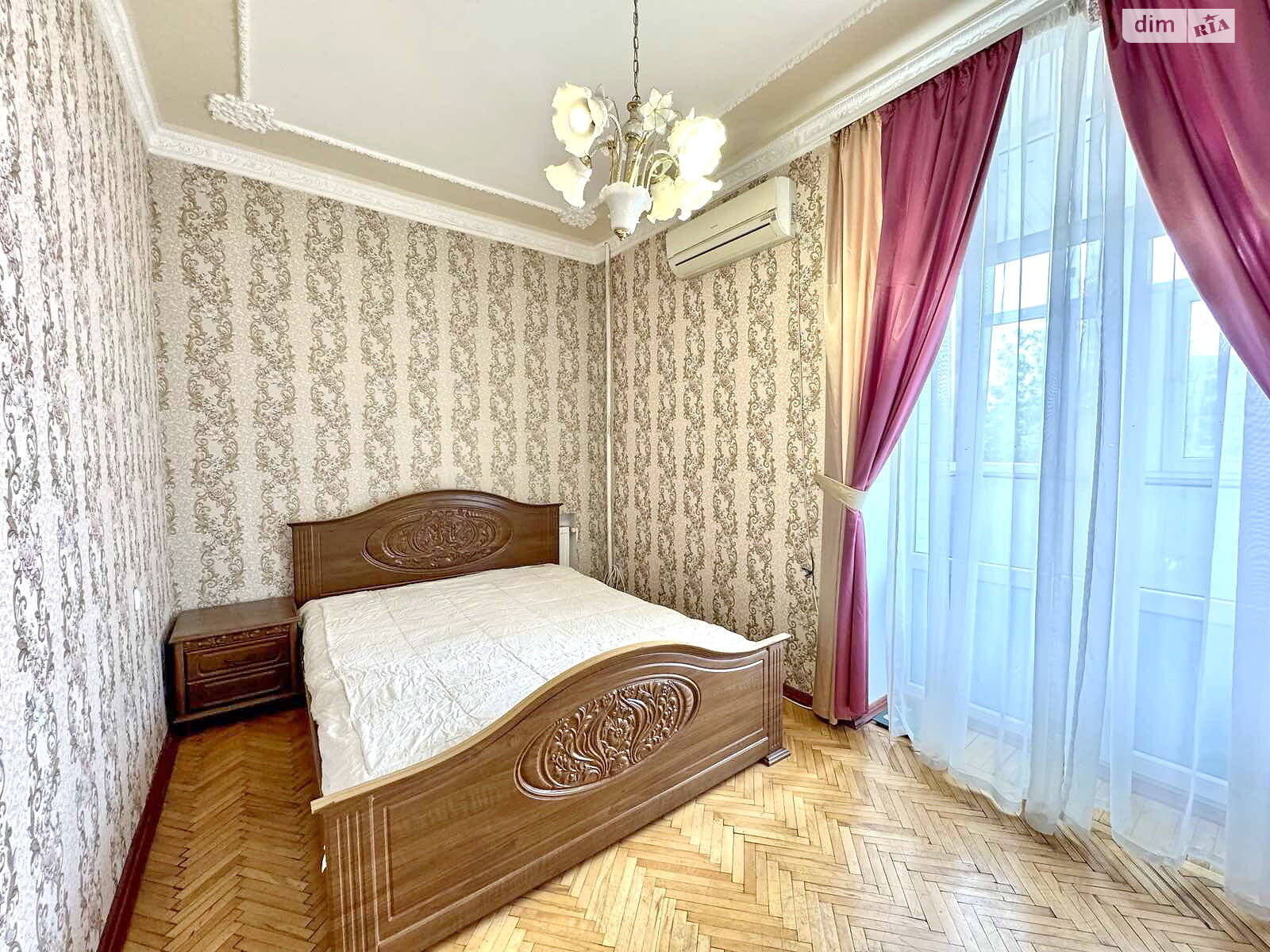 трехкомнатная квартира в Николаеве, район Центр, на ул. Соборная в аренду на долгий срок помесячно фото 1 трехкомнатная квартира в Николаеве, район Центр, на ул. Соборная в аренду на долгий срок помесячно фото 1