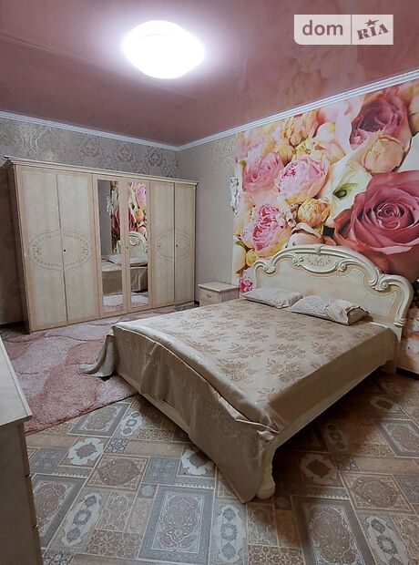 четырехкомнатная квартира с мебелью в Николаеве, район Центр, на ул. Сенная в аренду на долгий срок помесячно фото 1 четырехкомнатная квартира с мебелью в Николаеве, район Центр, на ул. Сенная в аренду на долгий срок помесячно фото 1