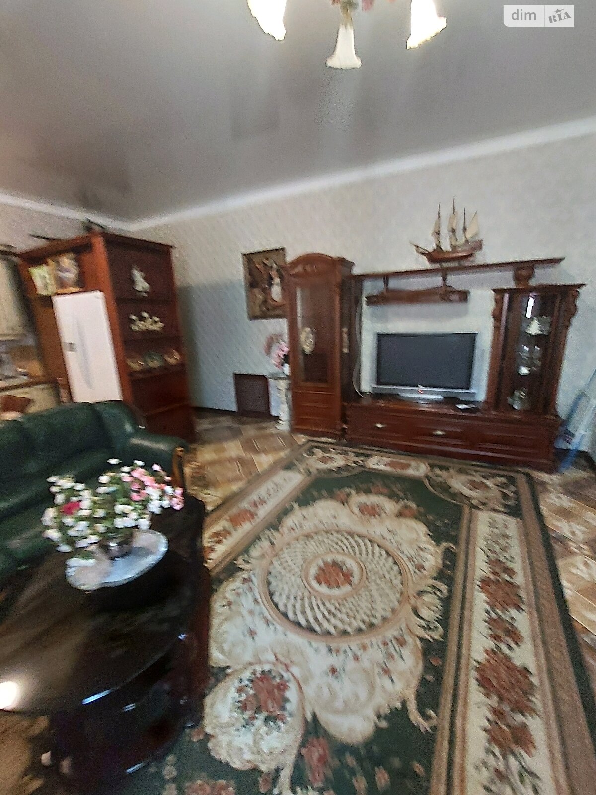 чотирикімнатна квартира з меблями в Миколаєві, район Центр, на Сінна в довготривалу оренду помісячно фото 1 чотирикімнатна квартира з меблями в Миколаєві, район Центр, на Сінна в довготривалу оренду помісячно фото 1