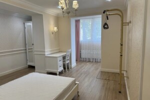 трикімнатна квартира в Миколаєві, район Центральний, на вул. Ігора Бедзая в довготривалу оренду помісячно фото 2