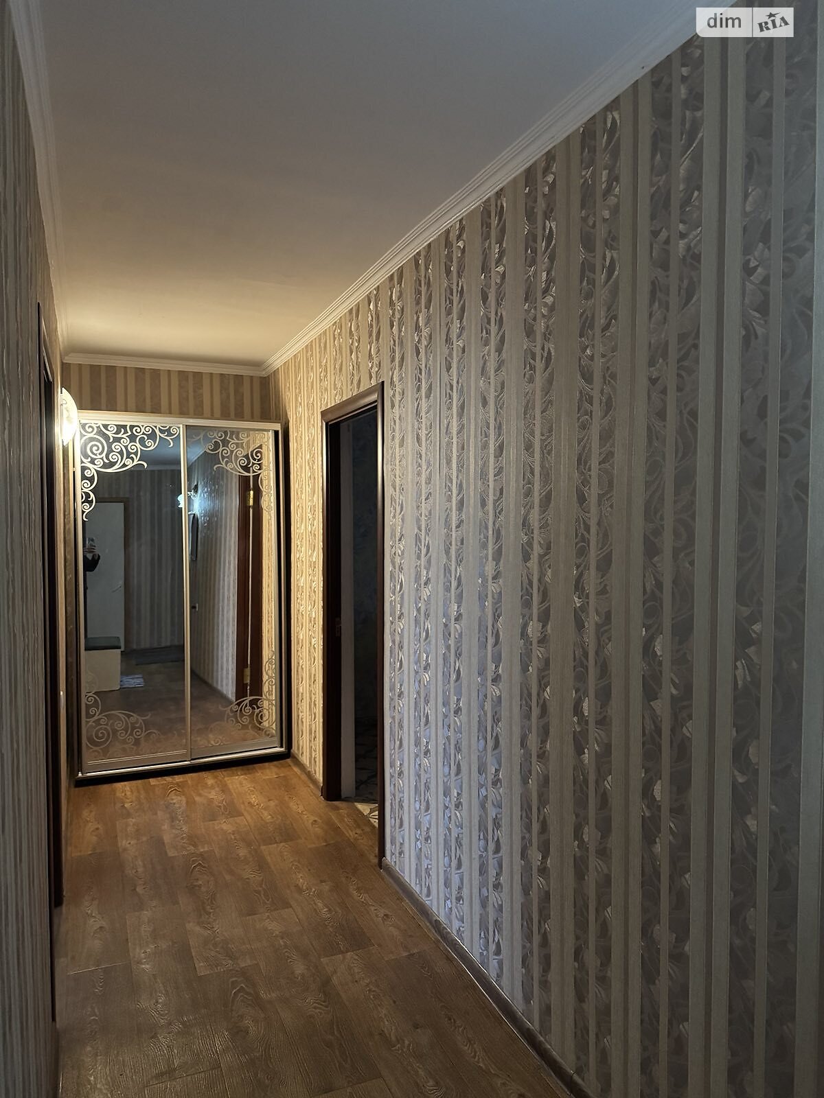 трикімнатна квартира в Миколаєві, район Центральний, на вул. Колодязна 3, кв. 3 в довготривалу оренду помісячно фото 1