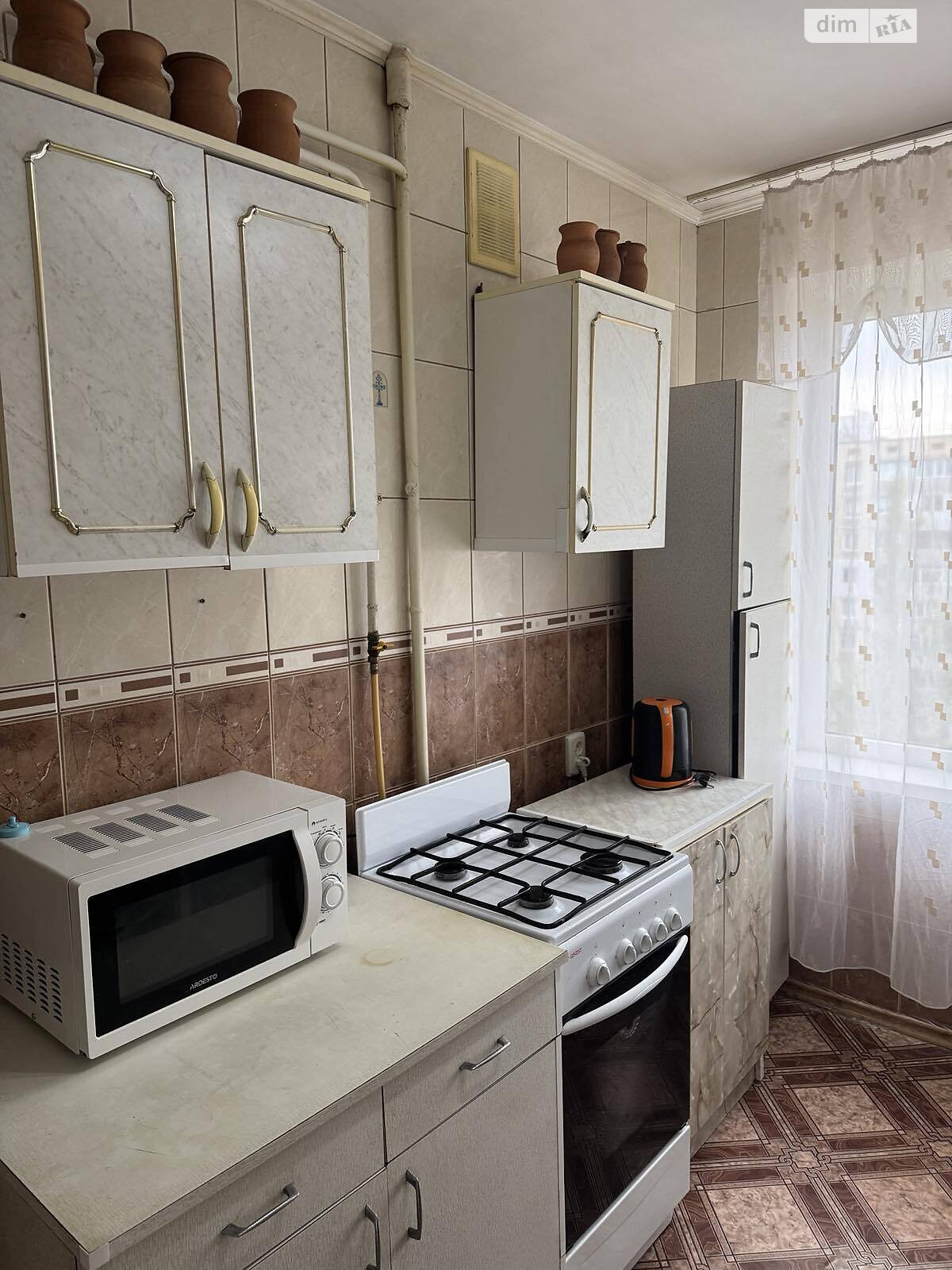 трикімнатна квартира в Миколаєві, район Центральний, на вул. Колодязна 3, кв. 3 в довготривалу оренду помісячно фото 1