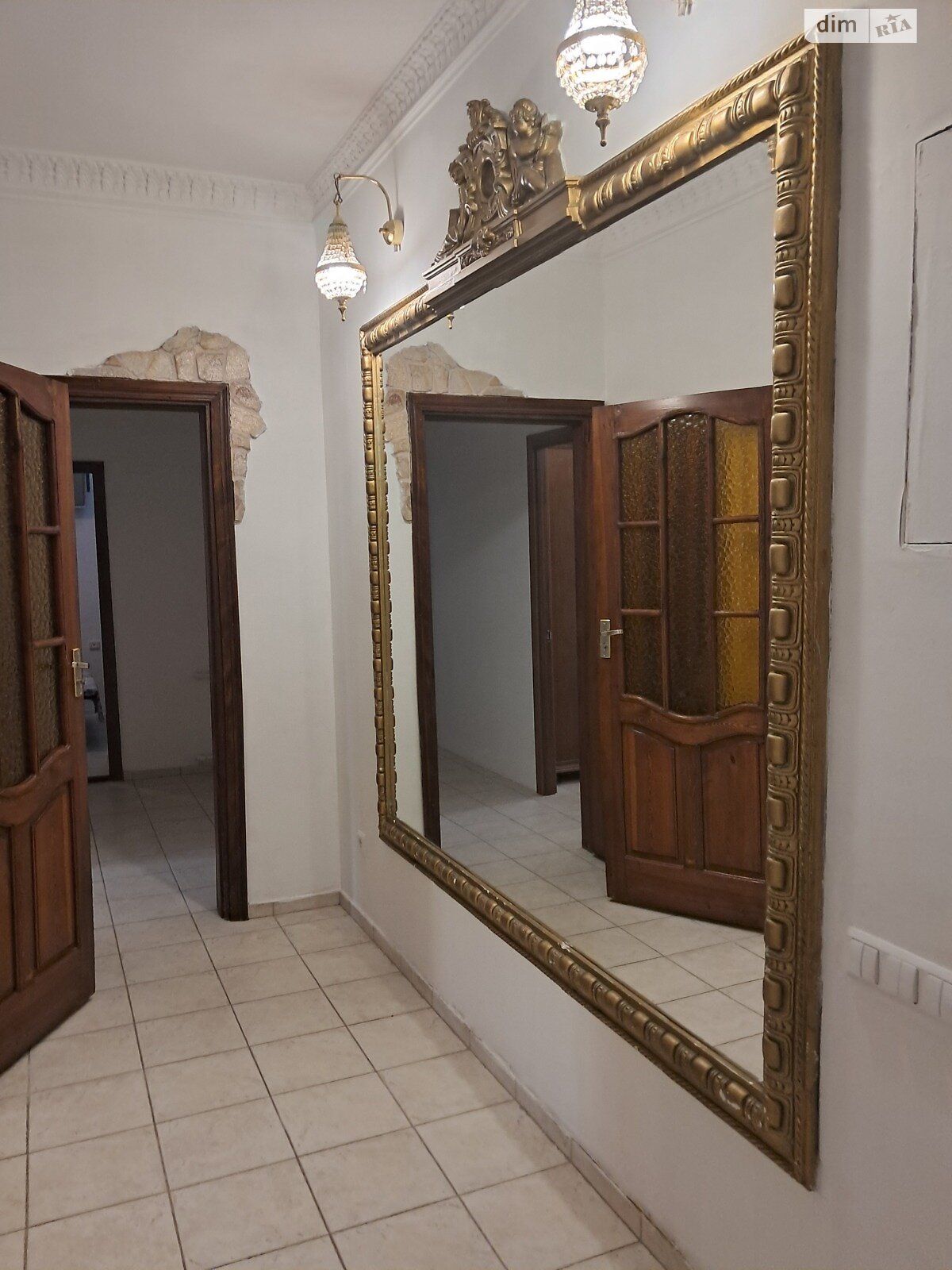 трехкомнатная квартира в Николаеве, район Центральный, на ул. Соборная в аренду на долгий срок помесячно фото 1