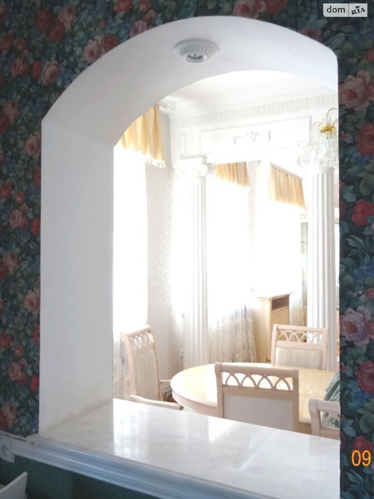 трехкомнатная квартира с мебелью в Николаеве, район Центральный, на 6 поперечная 7 в аренду на долгий срок помесячно фото 1