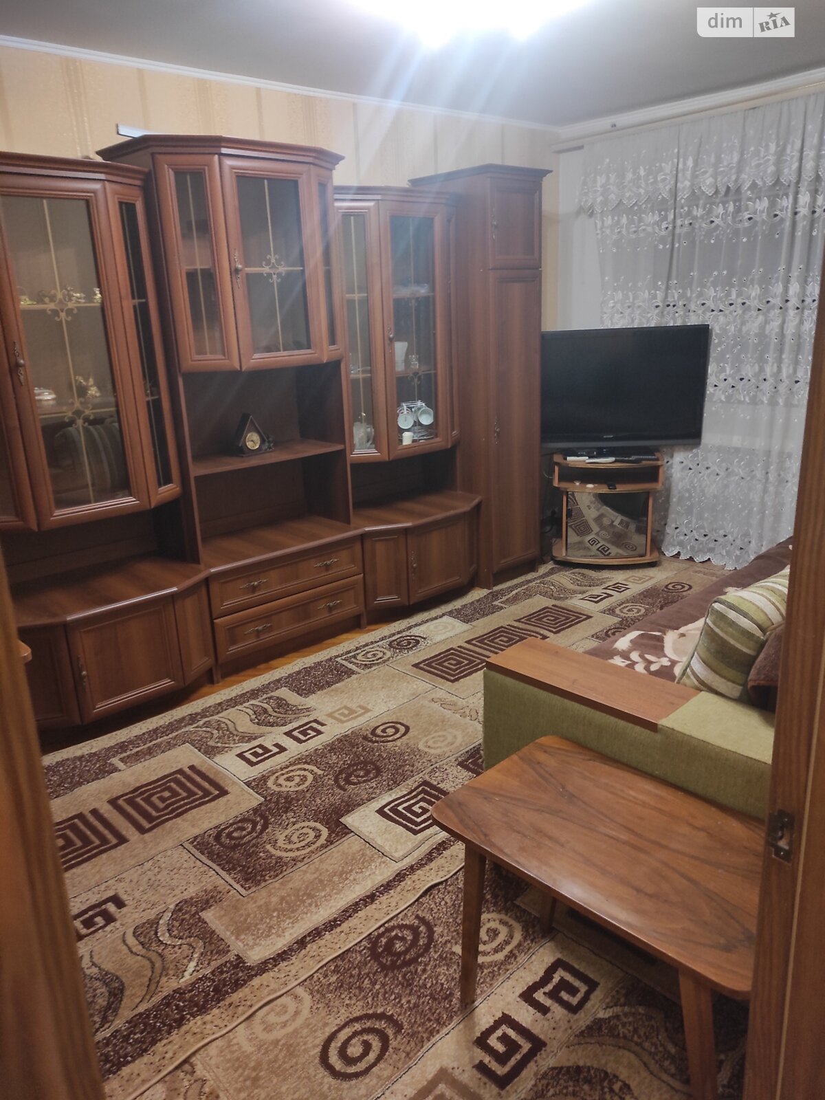 двокімнатна квартира з меблями в Миколаєві, район ЮТЗ, на вул. Молодогвардійська 28 в довготривалу оренду помісячно фото 1 двокімнатна квартира з меблями в Миколаєві, район ЮТЗ, на вул. Молодогвардійська 28 в довготривалу оренду помісячно фото 1