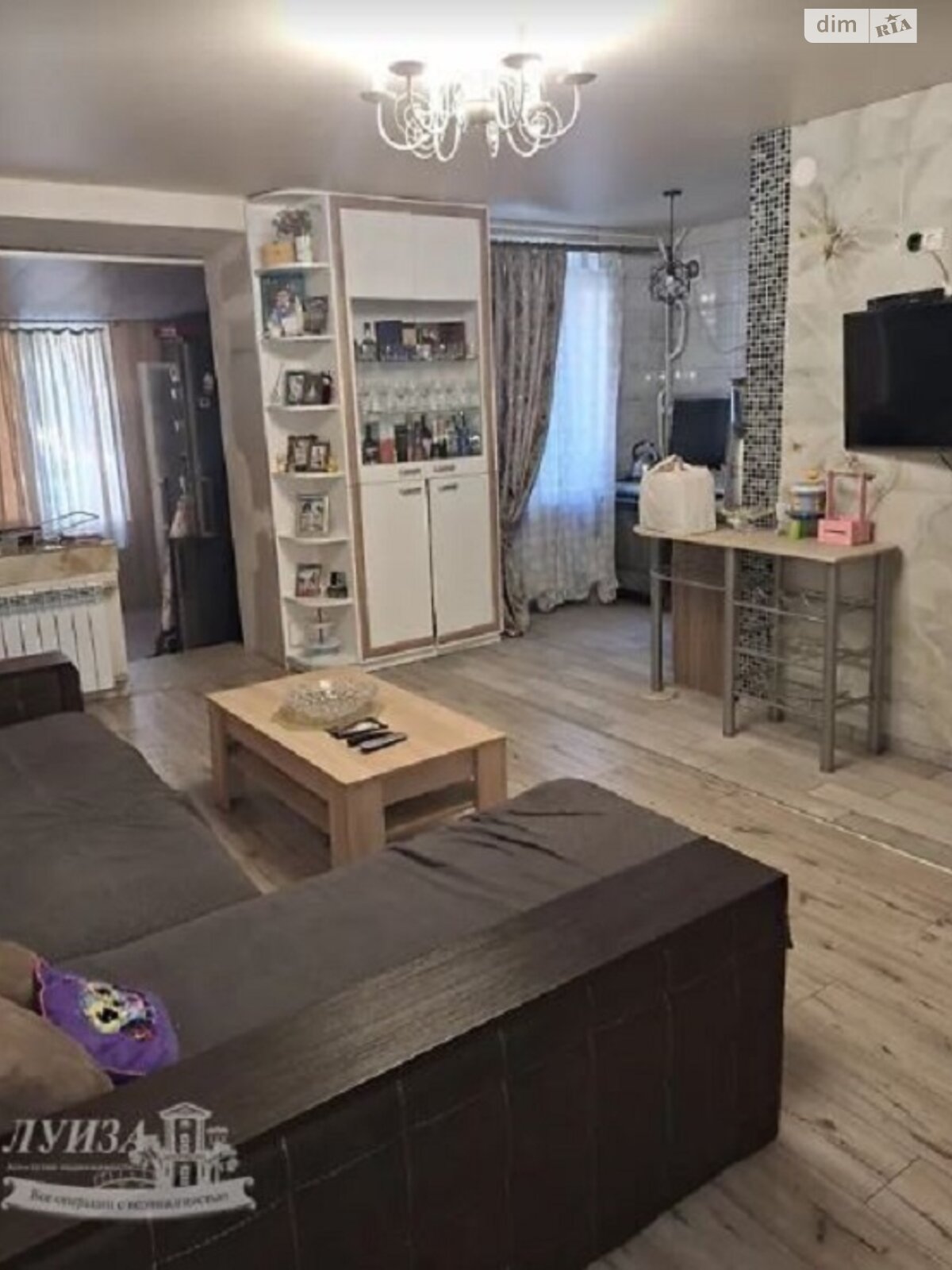 трехкомнатная квартира в Николаеве, район Заводской, на ул. Глеба Бабыча в аренду на долгий срок помесячно фото 1