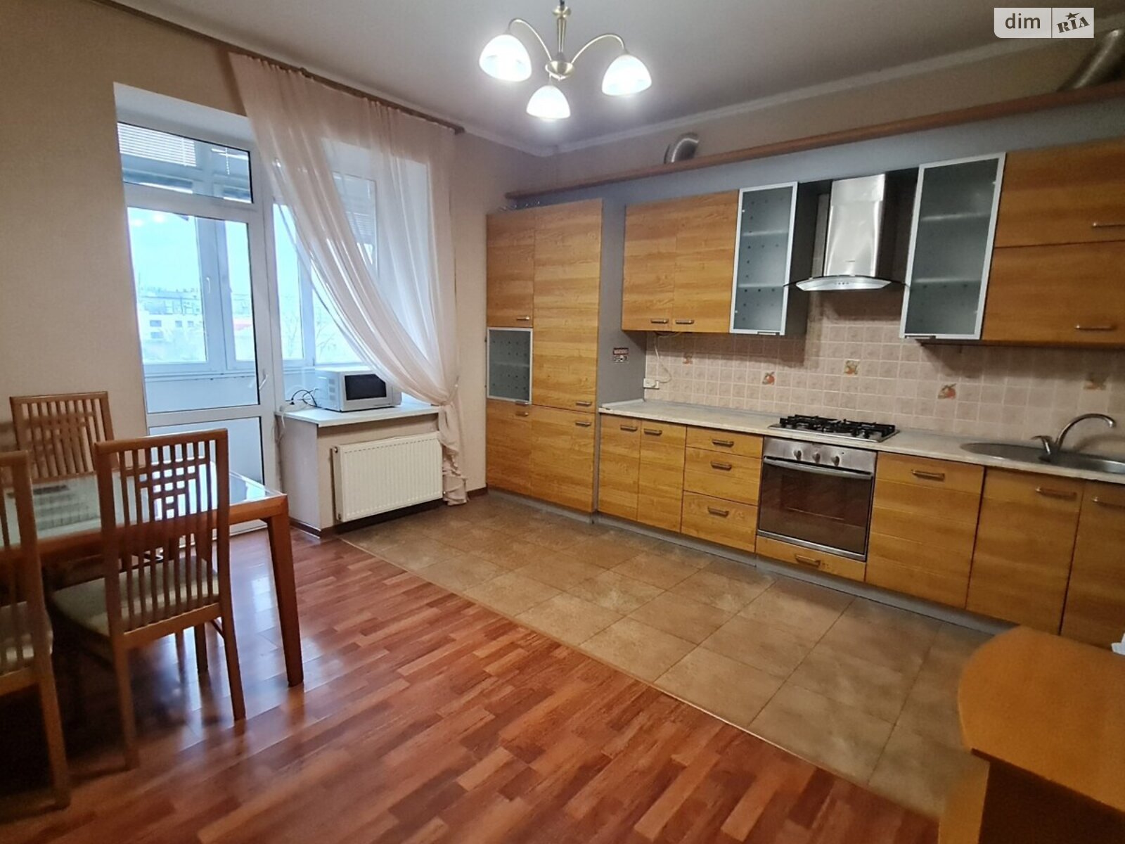 трикімнатна квартира в Миколаєві, район Заводський, на вул. Даля 4 в довготривалу оренду помісячно фото 1