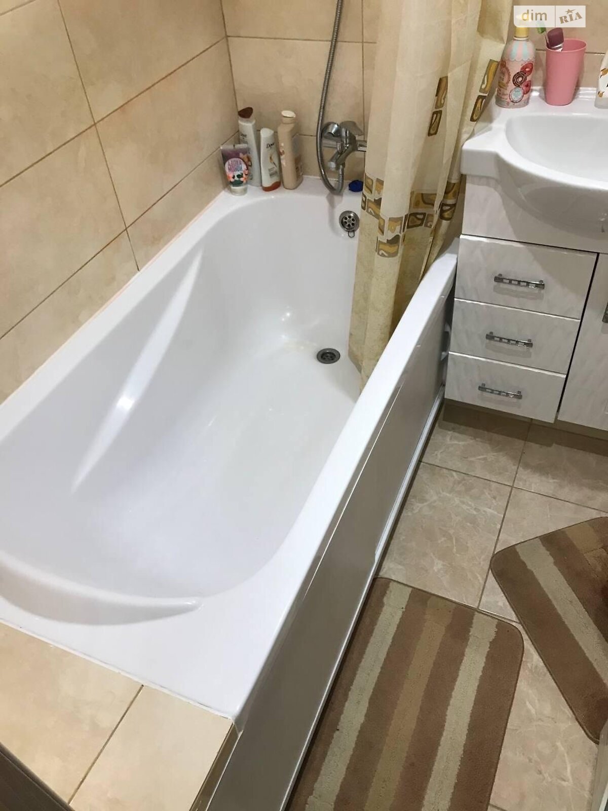 однокомнатная квартира с ремонтом в Николаеве, район Заводской, на ул. Генерала Алмазова 12А в аренду на долгий срок помесячно фото 1