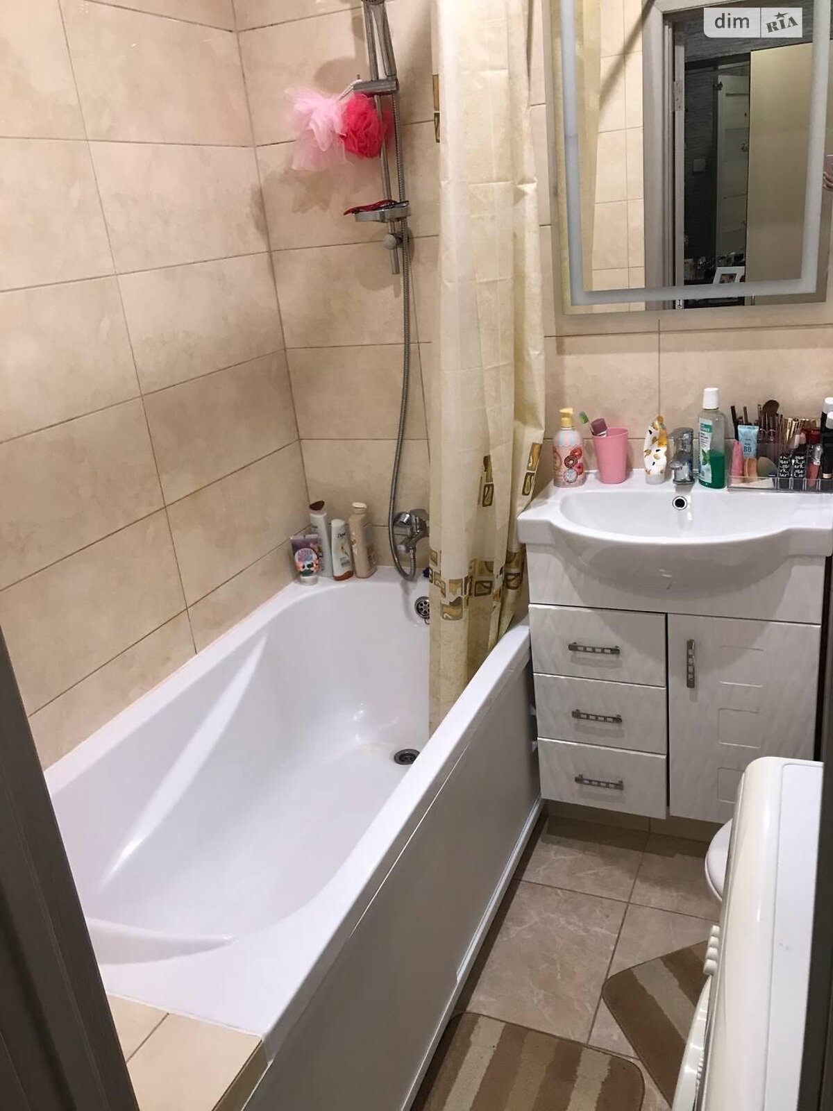 однокомнатная квартира с ремонтом в Николаеве, район Заводской, на ул. Генерала Алмазова 12А в аренду на долгий срок помесячно фото 1