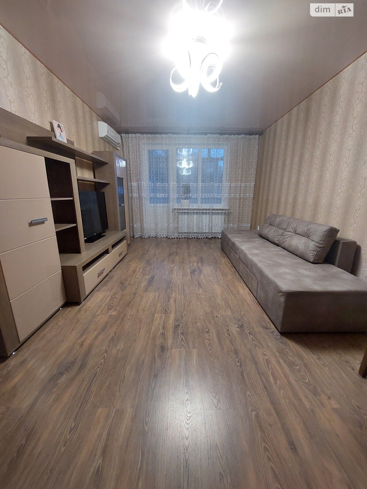 трехкомнатная квартира в Николаеве, район Заводской, на ул. Глеба Бабыча в аренду на долгий срок помесячно фото 1 трехкомнатная квартира в Николаеве, район Заводской, на ул. Глеба Бабыча в аренду на долгий срок помесячно фото 1