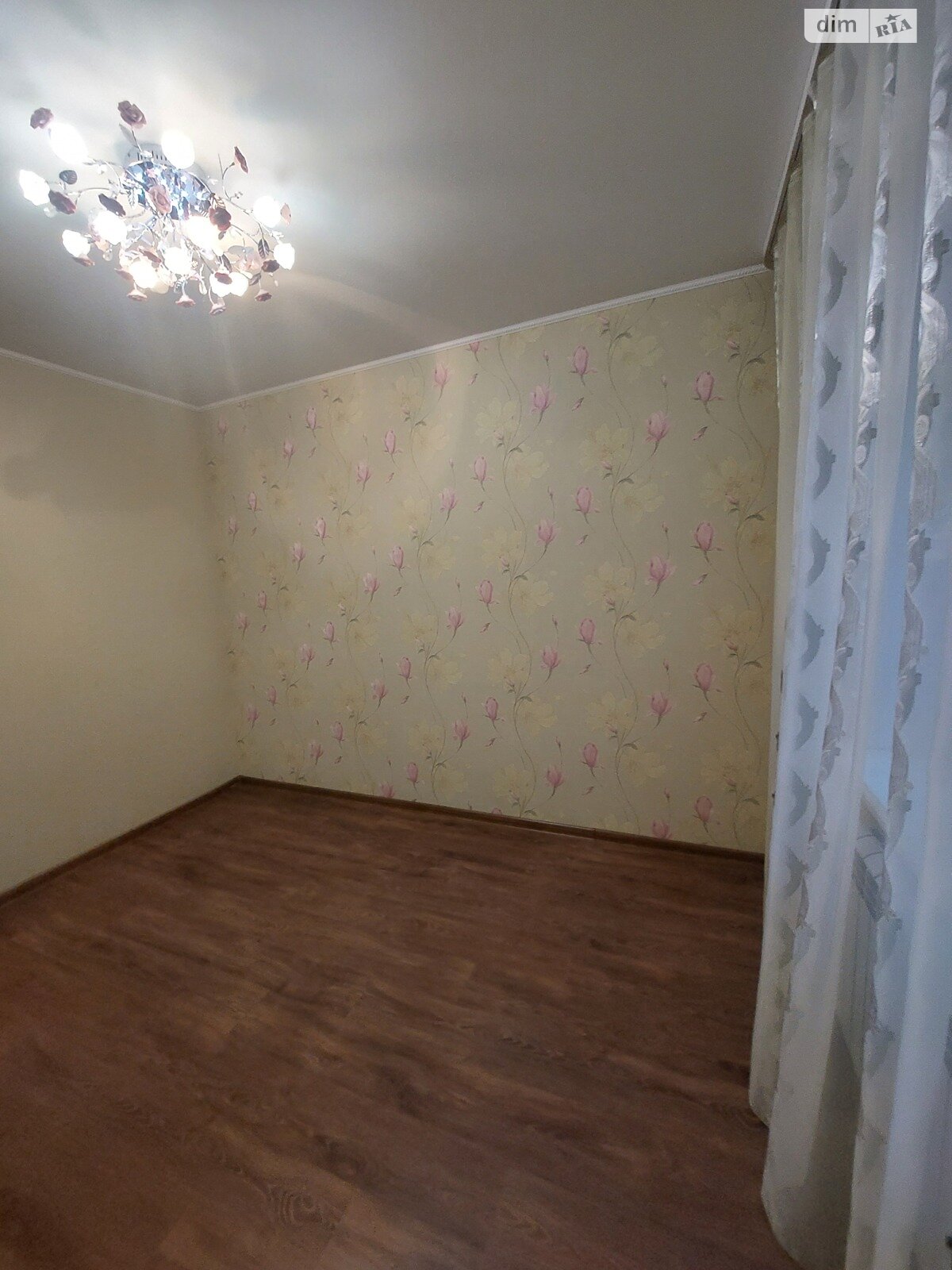 трехкомнатная квартира в Николаеве, район Заводской, на ул. Глеба Бабыча в аренду на долгий срок помесячно фото 1 трехкомнатная квартира в Николаеве, район Заводской, на ул. Глеба Бабыча в аренду на долгий срок помесячно фото 1