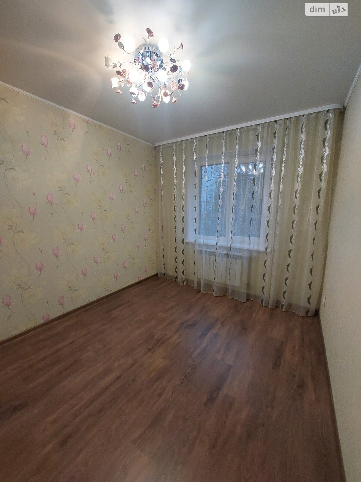 трехкомнатная квартира в Николаеве, район Заводской, на ул. Глеба Бабыча в аренду на долгий срок помесячно фото 1 трехкомнатная квартира в Николаеве, район Заводской, на ул. Глеба Бабыча в аренду на долгий срок помесячно фото 1