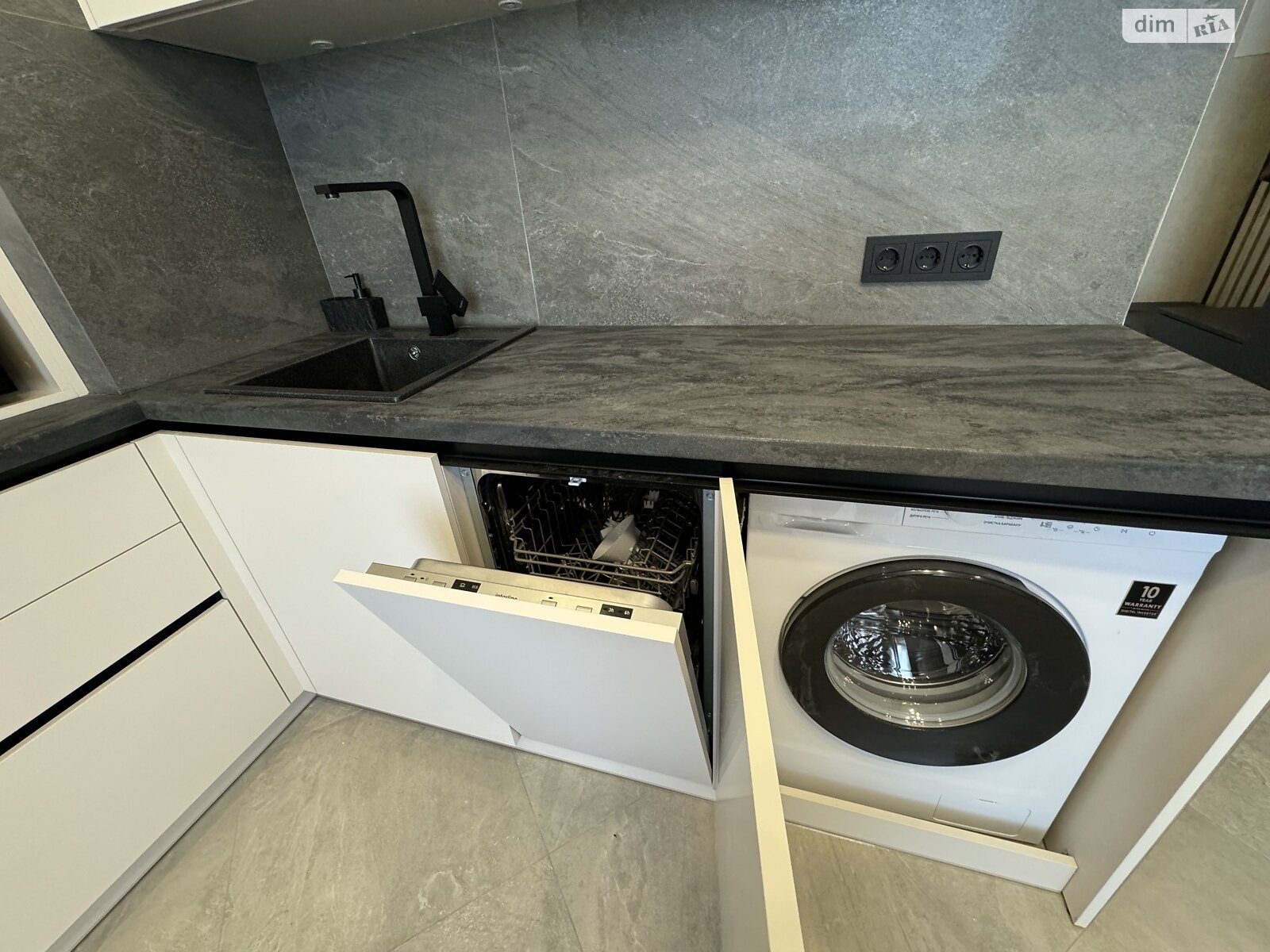 однокімнатна квартира в Миколаєві, район Заводський, на вул. Леваневців 30/7 в довготривалу оренду помісячно фото 1 однокімнатна квартира в Миколаєві, район Заводський, на вул. Леваневців 30/7 в довготривалу оренду помісячно фото 1