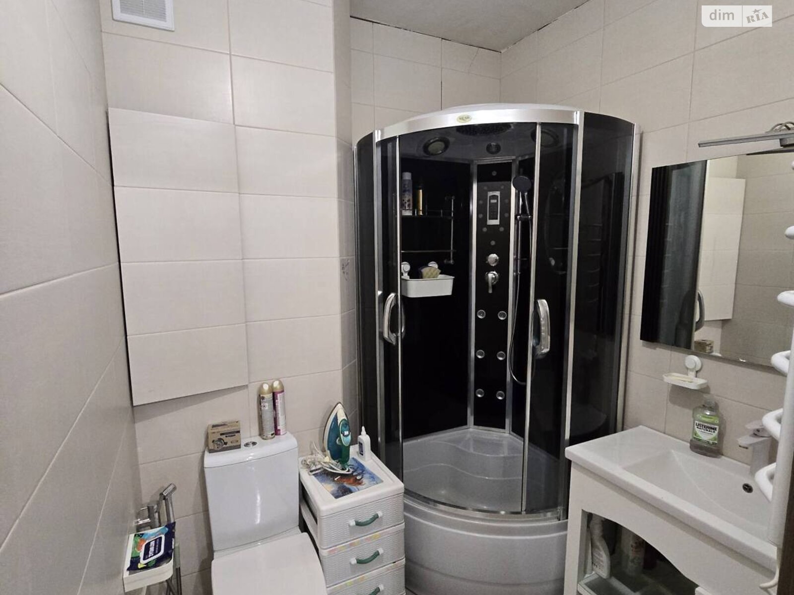 трикімнатна квартира в Миколаєві, район Заводський, на вул. Водопровідна в довготривалу оренду помісячно фото 1 трикімнатна квартира в Миколаєві, район Заводський, на вул. Водопровідна в довготривалу оренду помісячно фото 1