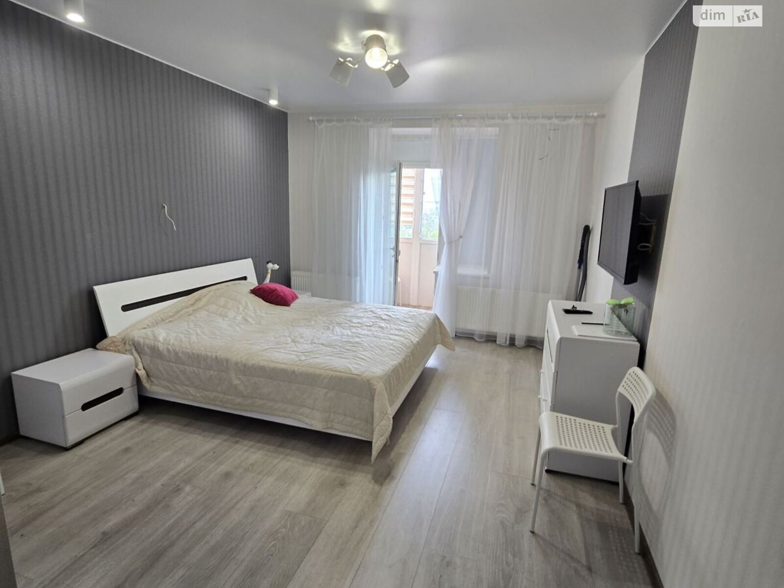 трикімнатна квартира в Миколаєві, район Заводський, на вул. Водопровідна в довготривалу оренду помісячно фото 1 трикімнатна квартира в Миколаєві, район Заводський, на вул. Водопровідна в довготривалу оренду помісячно фото 1